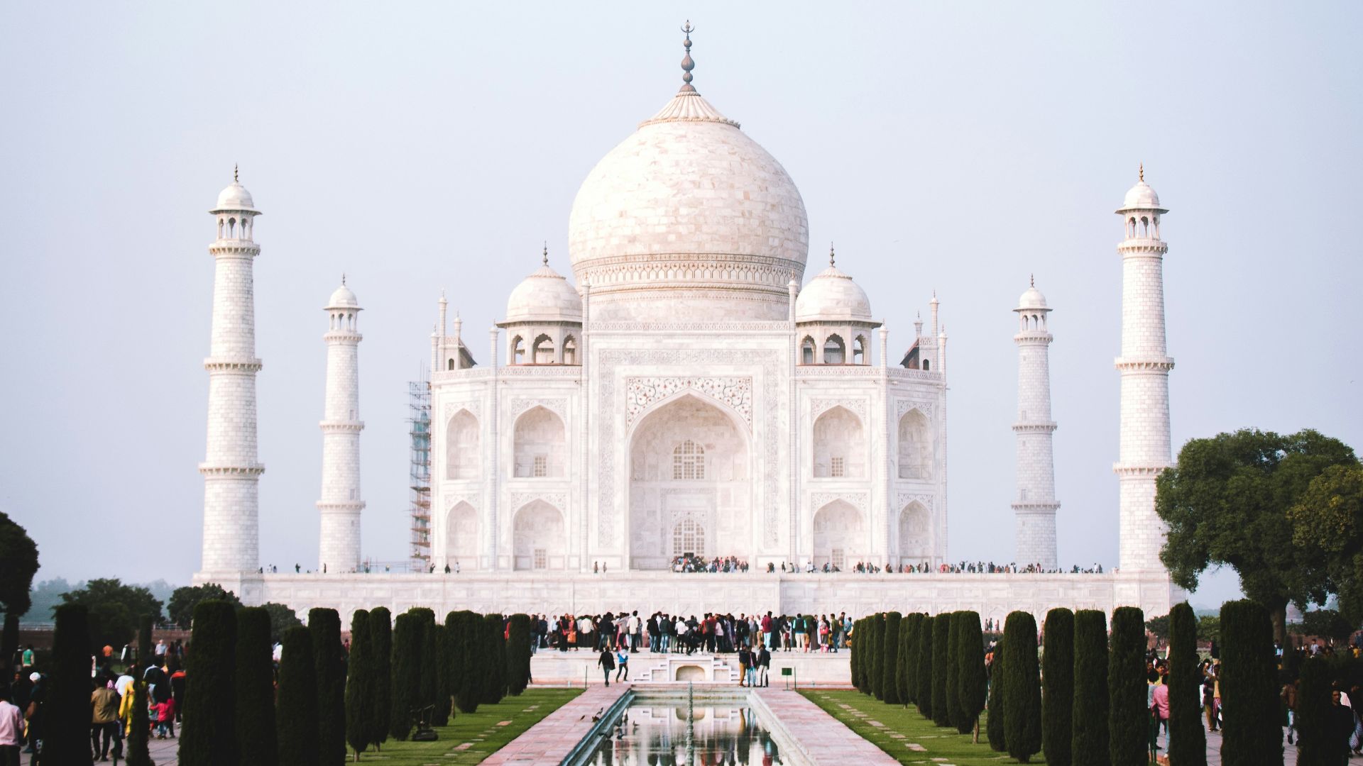 people at Taj Mahal, India