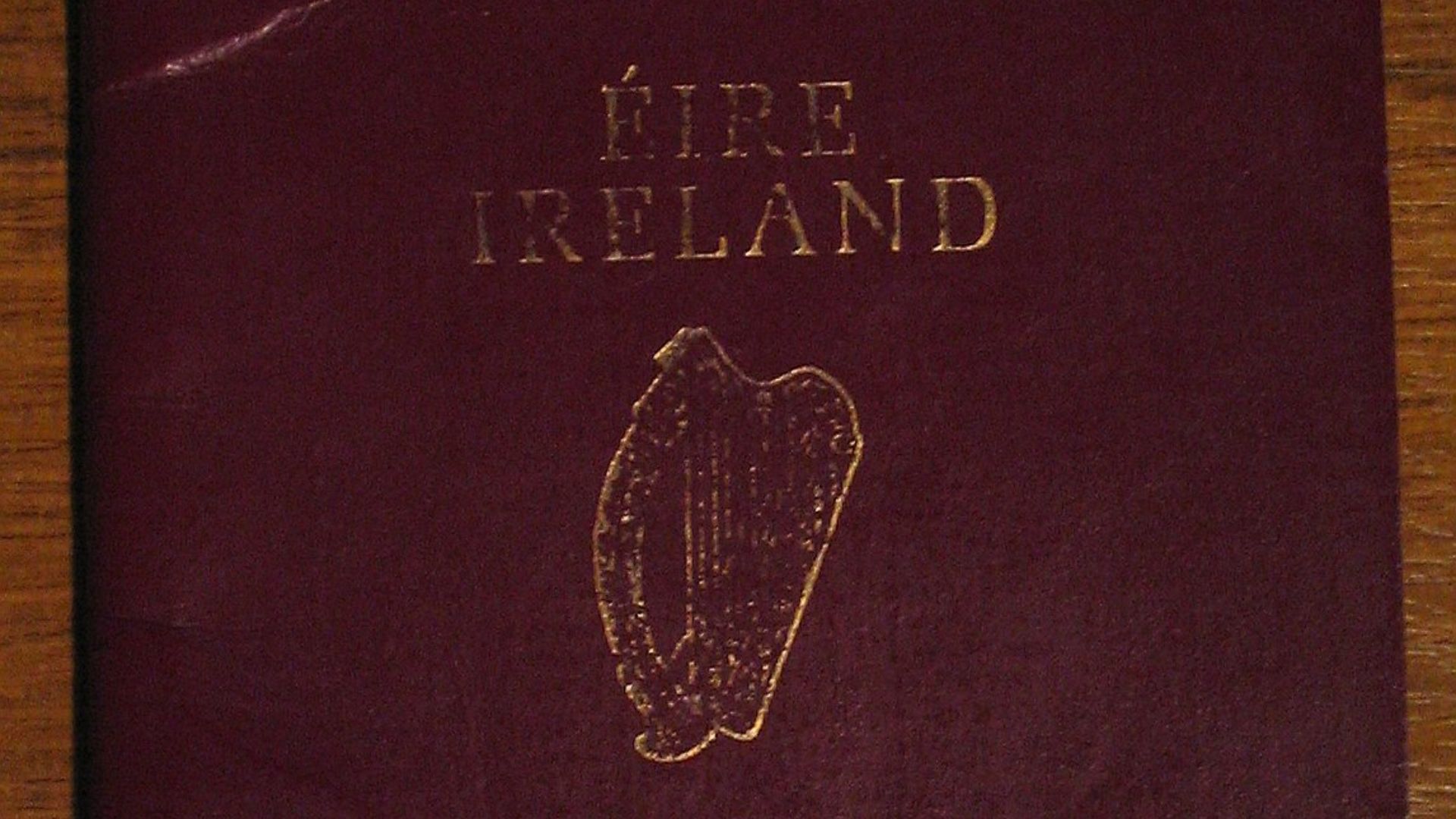 File:Faded irish passport.jpg