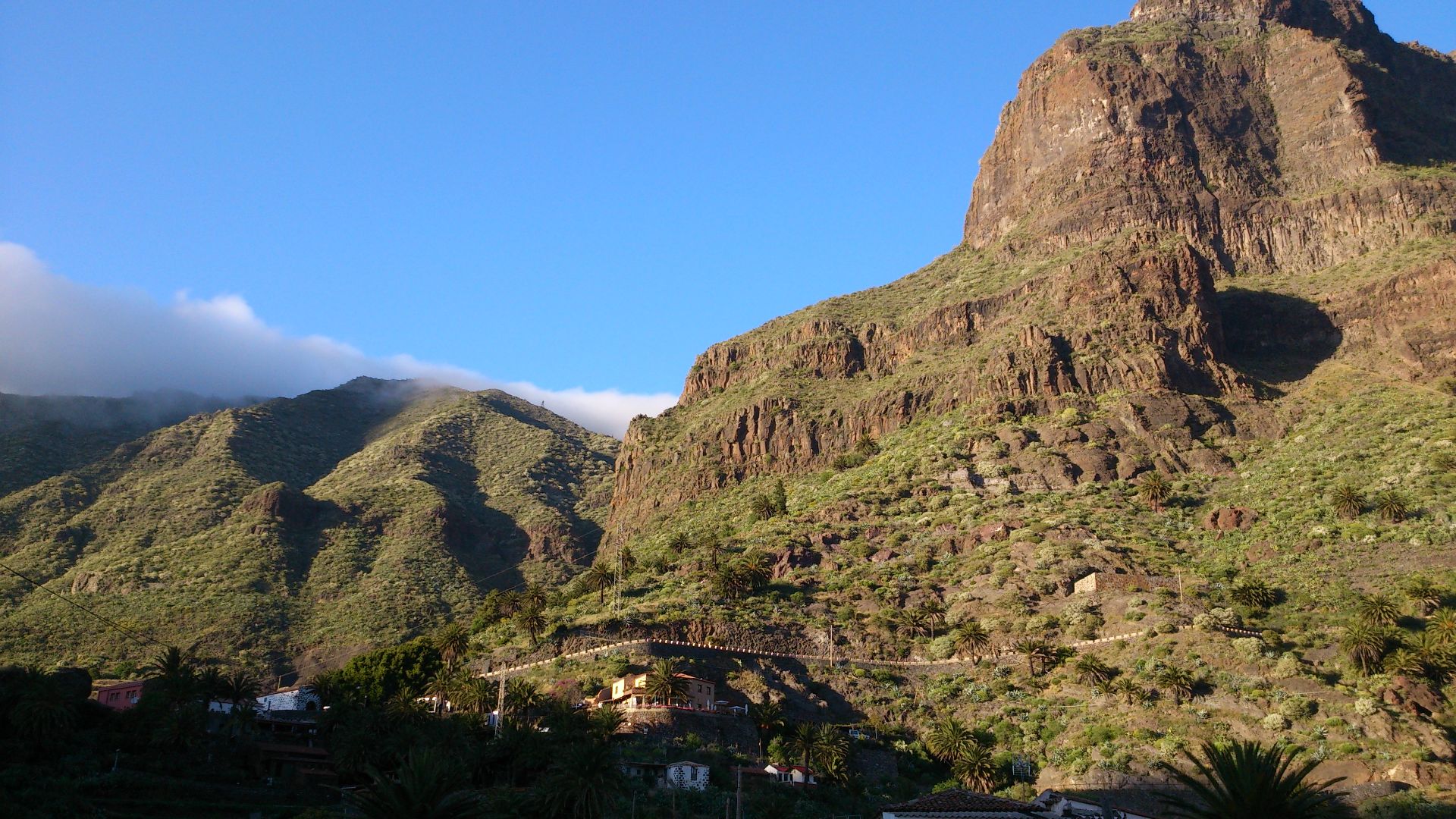 File:Masca XI (Tenerife).jpg