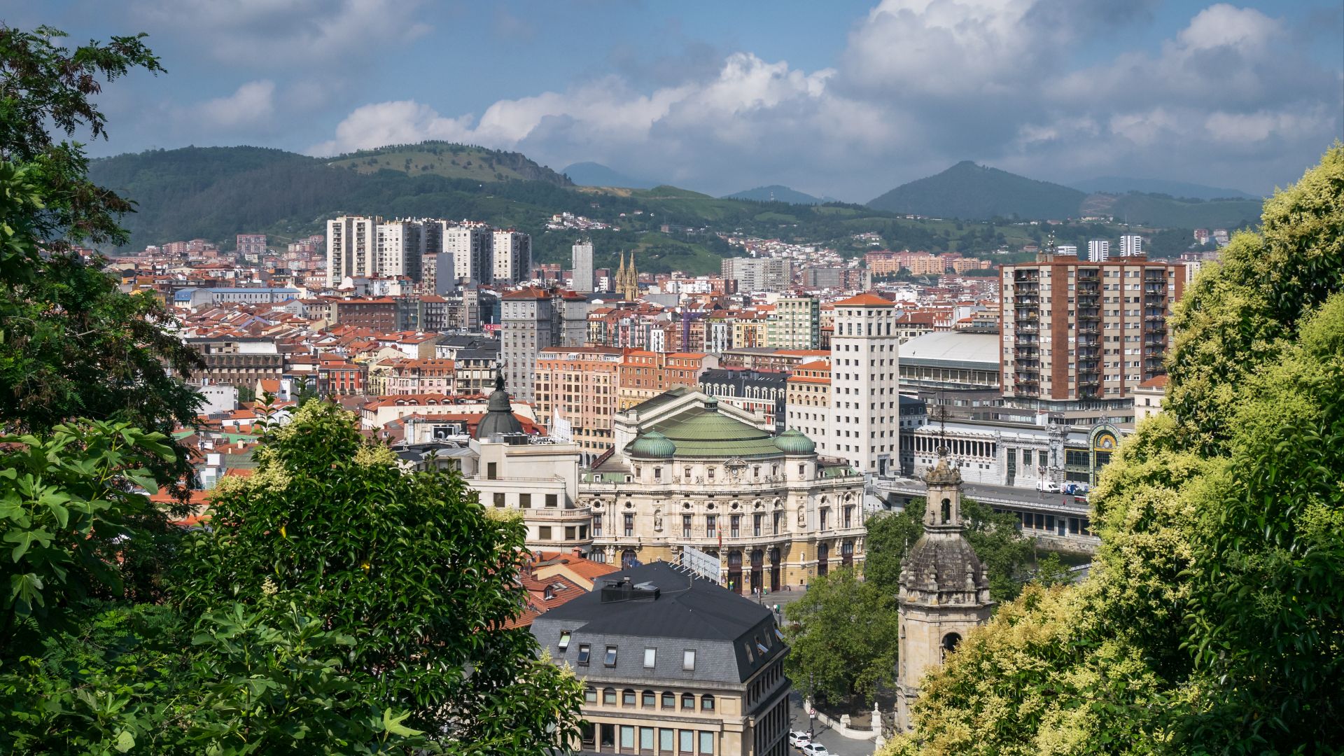 File:Bilbao - Cementerio de Mallona - Vistas 01.jpg