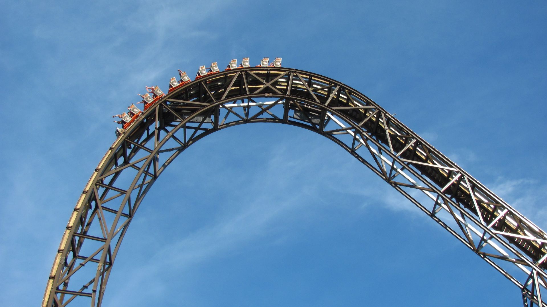 File:Goliath at Six Flags Great America (14696980528).jpg