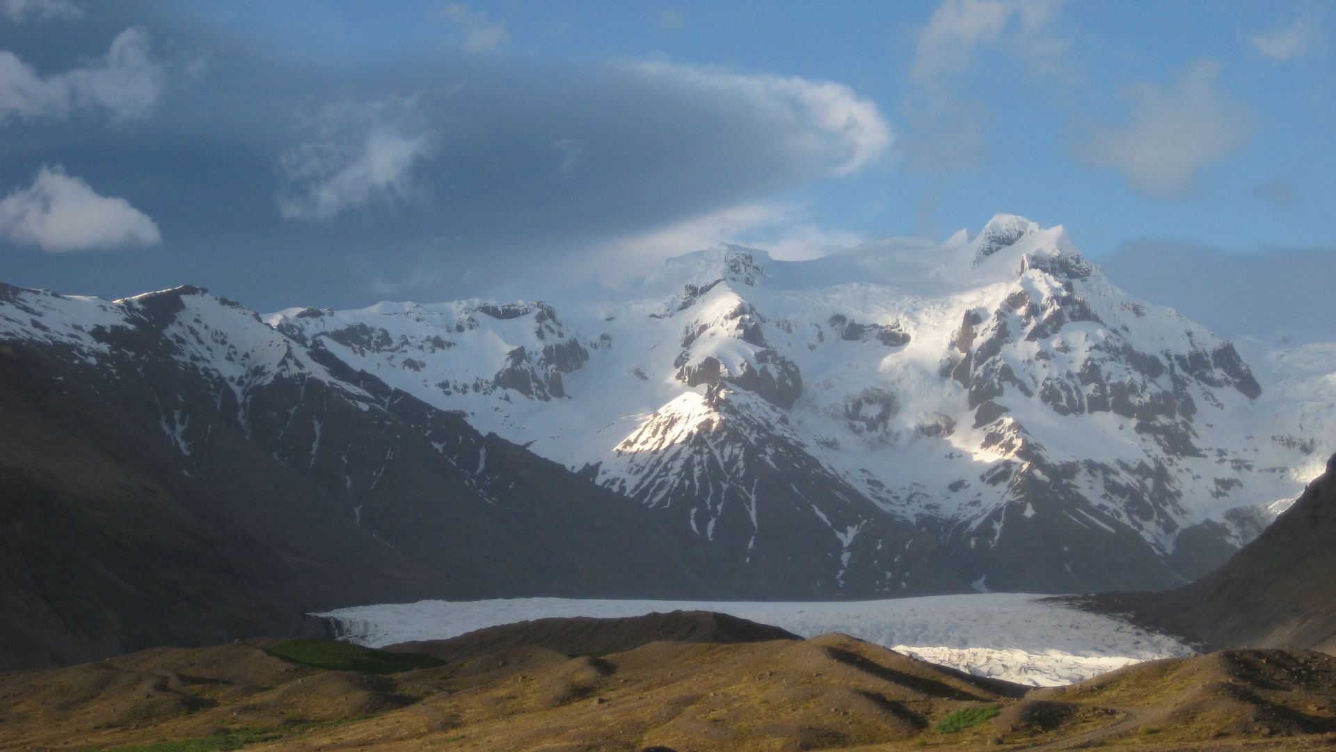 File:Grímsvötn 2011 eruption 14.jpg