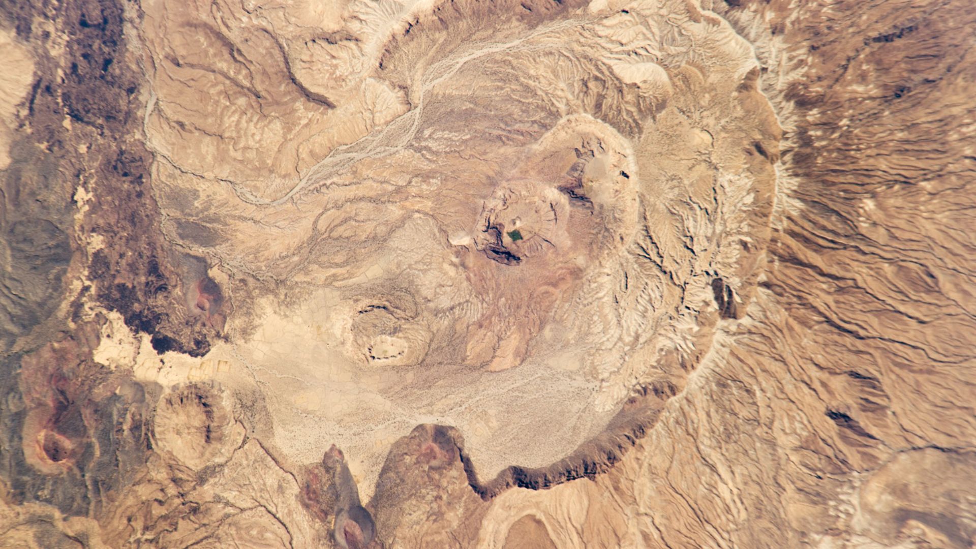 File:Nabro Volcano Before 2011 Eruption.jpg