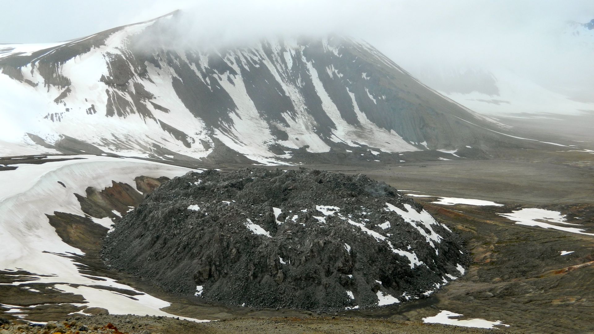 File:Novarupta (13543091424).jpg