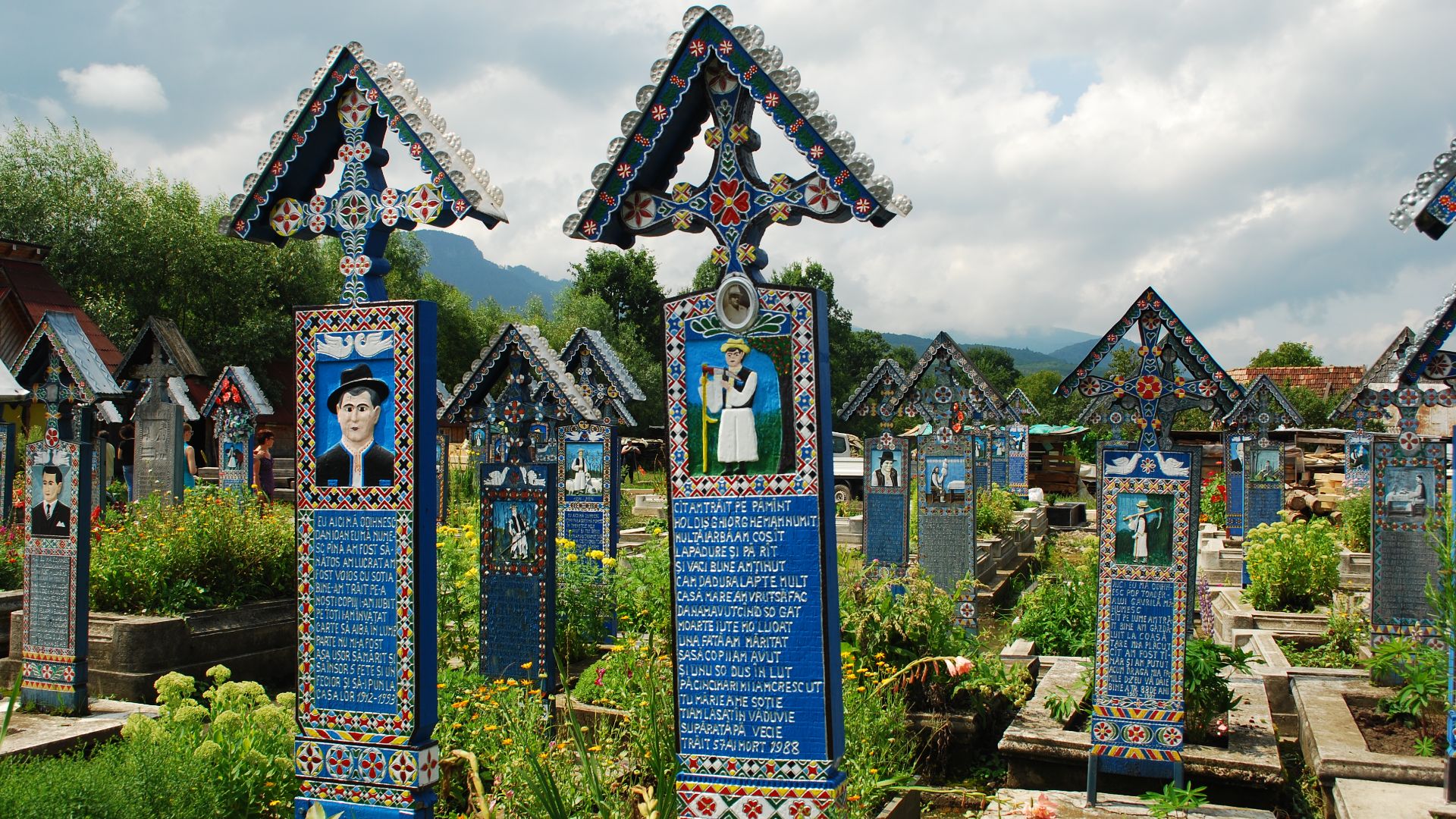File:RO MM Sapanta merry cemetery 2.jpg
