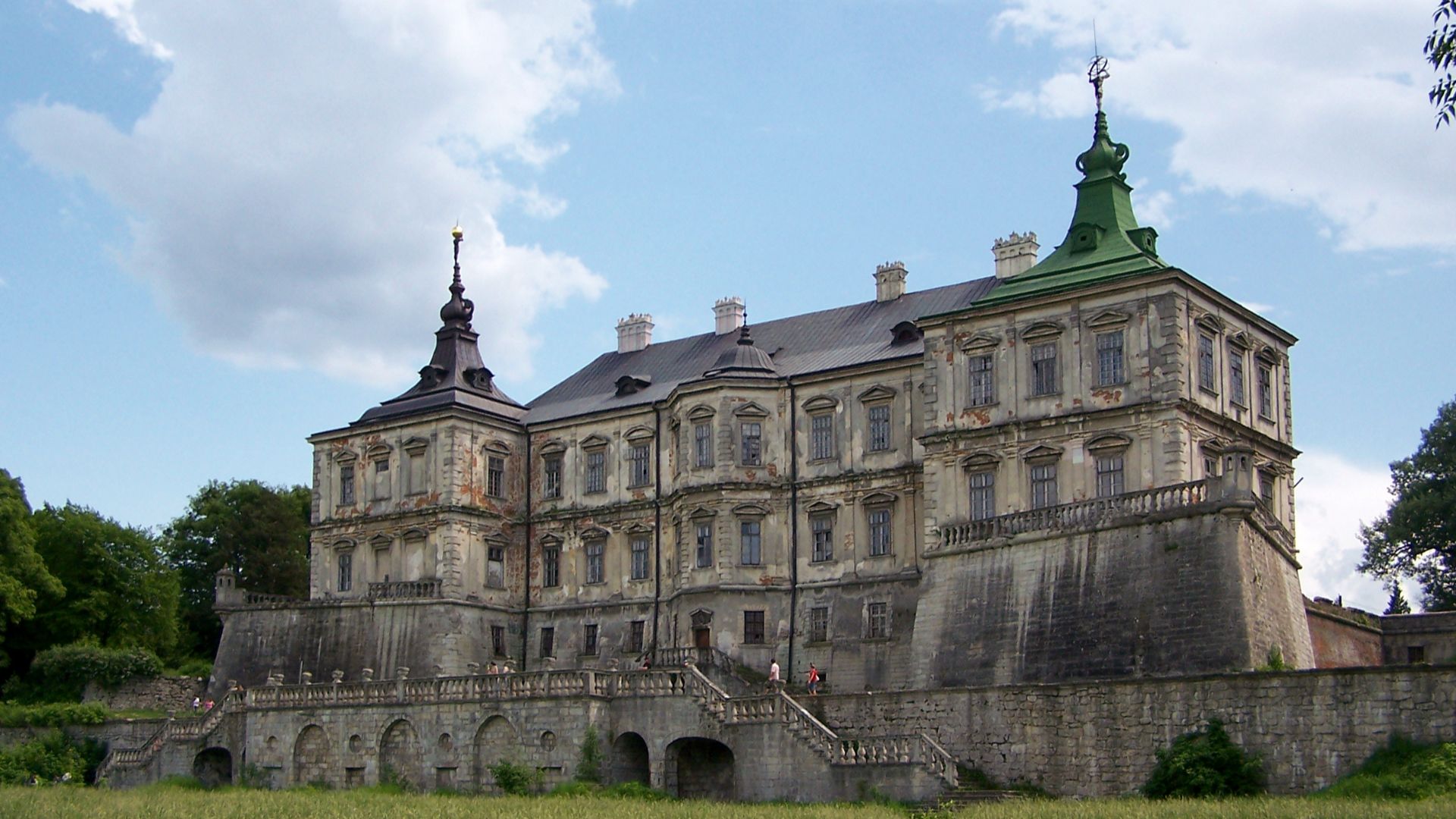 File:Podhorce - Zamek 01A.jpg