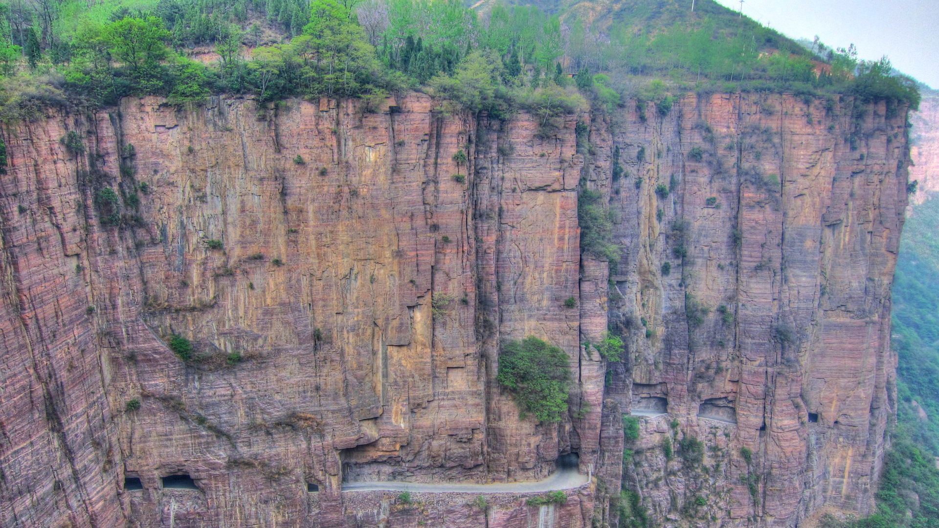 File:Guoliang tunnel road 2011-4-29 17-24-01 (5689275863).jpg