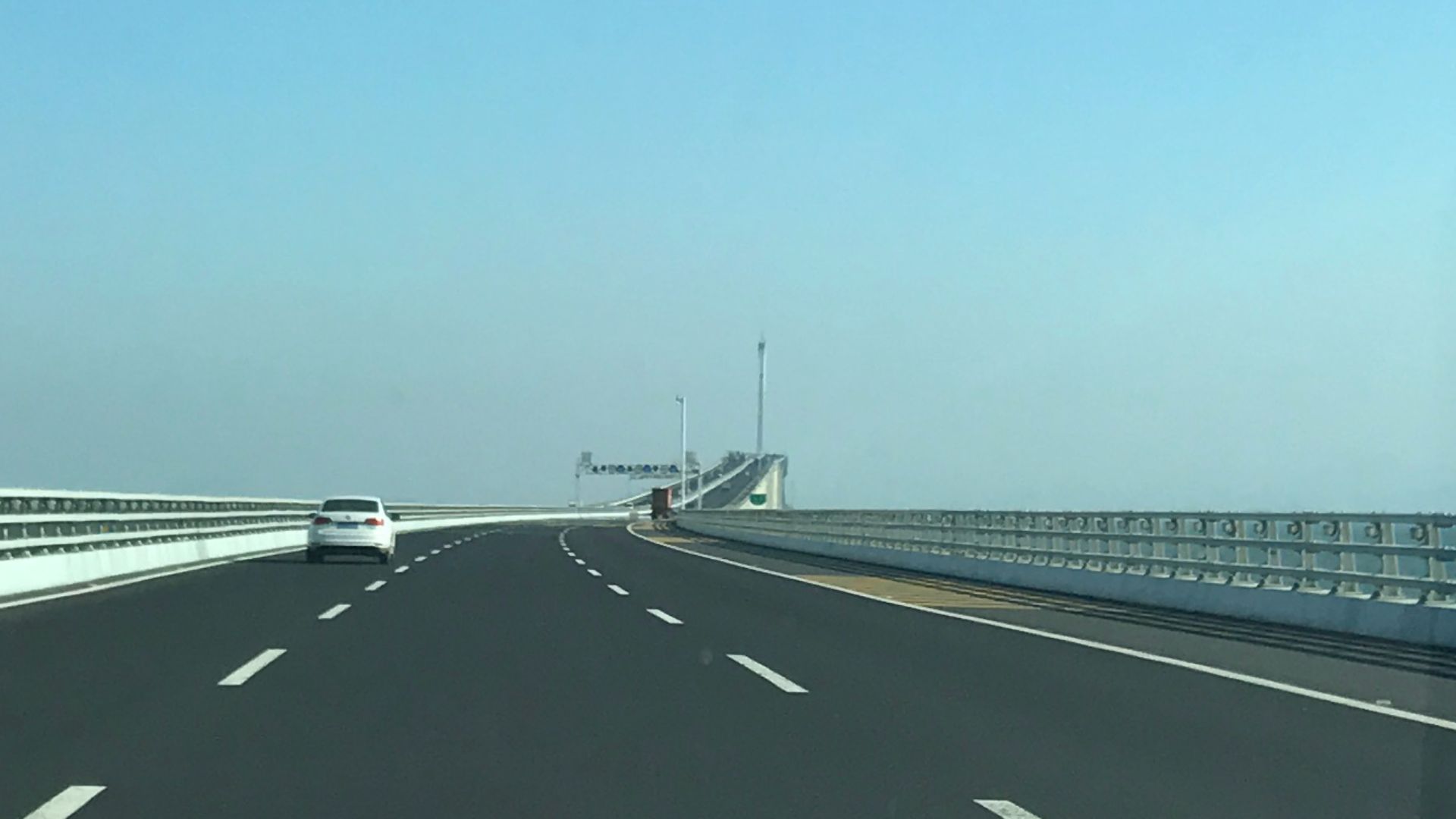 File:Jiaozhou-Bay-Bridge.png