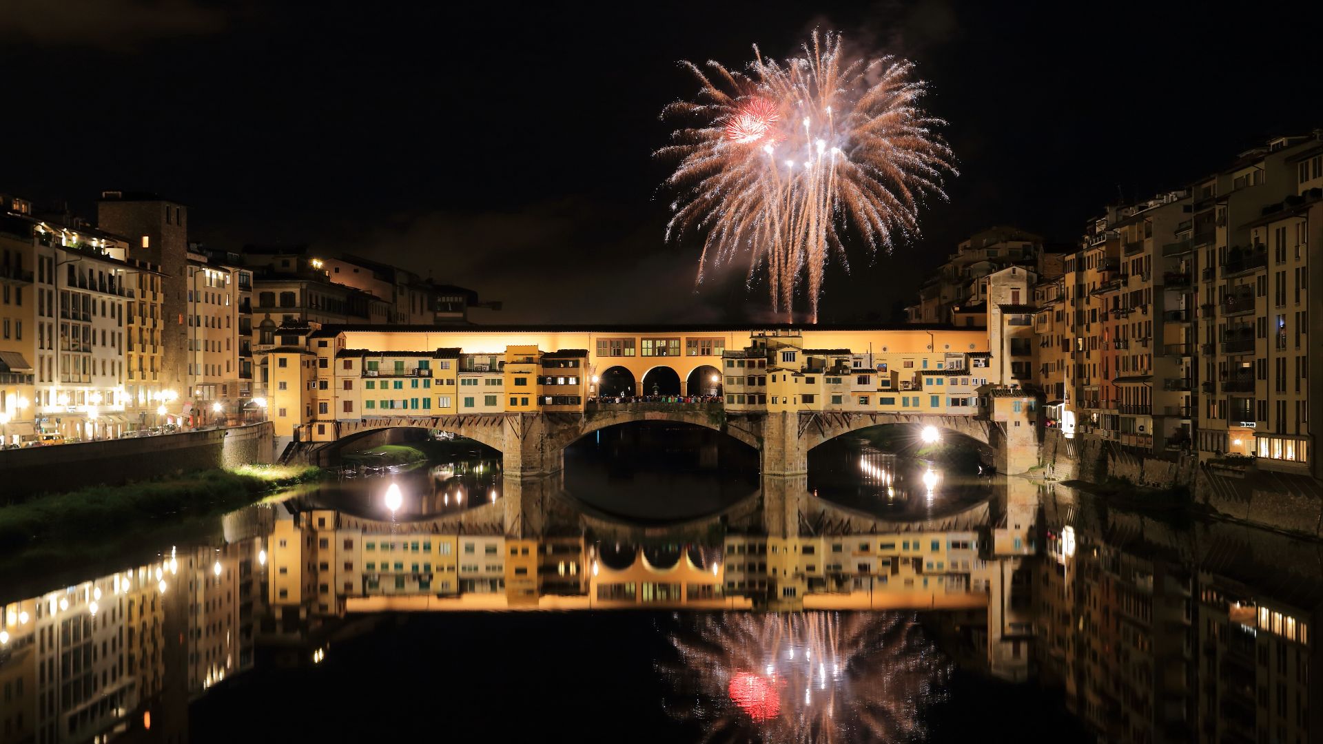 File:Fireworks over Ponte Vecchio.JPG
