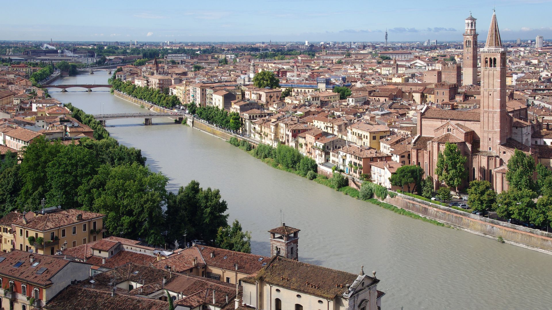 File:20110720 Verona 3078.jpg