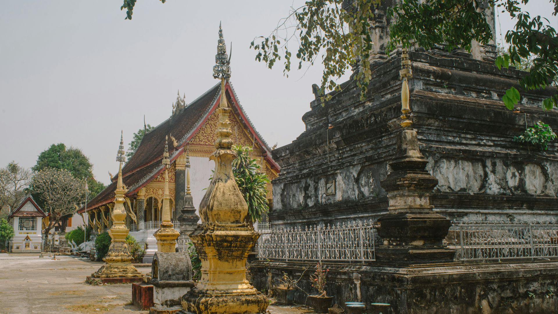 a row of buildings sitting next to each other