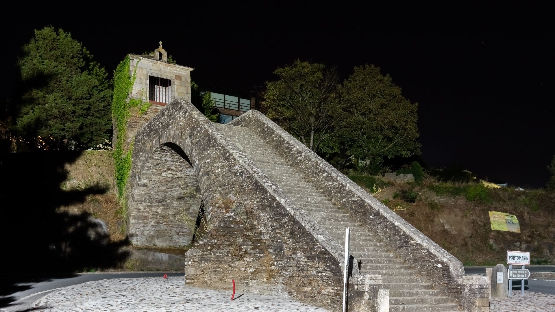File:Capilla de las Nieves, Puertomarín, Camino de Santiago, Lugo, España, 2015-09-19, DD 18-20 HDR.jpg