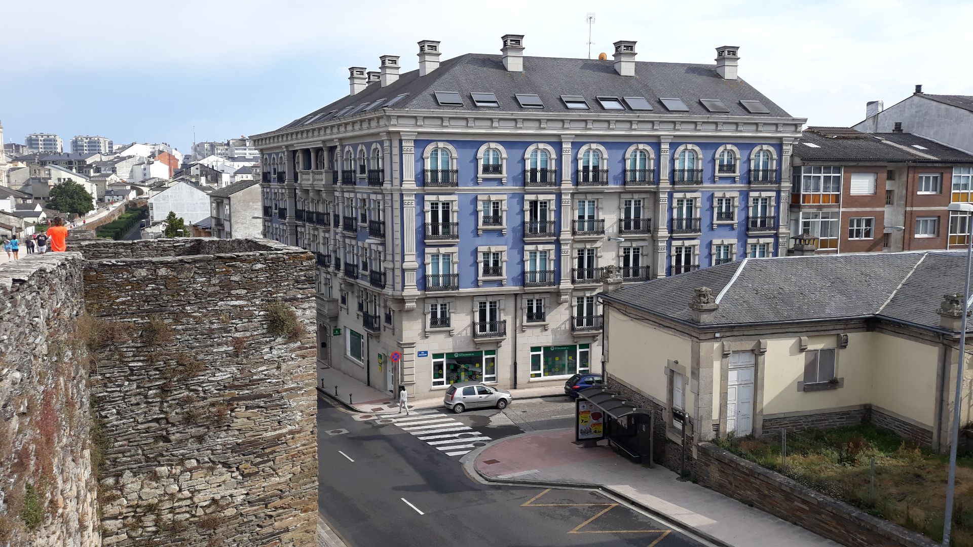 File:Muralla romana de Lugo 33.jpg