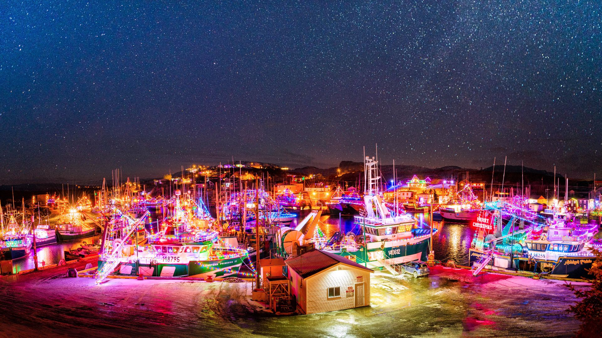 File:Port de Grave Christmas Boat Lighting, Newfoundland, Canada.jpg
