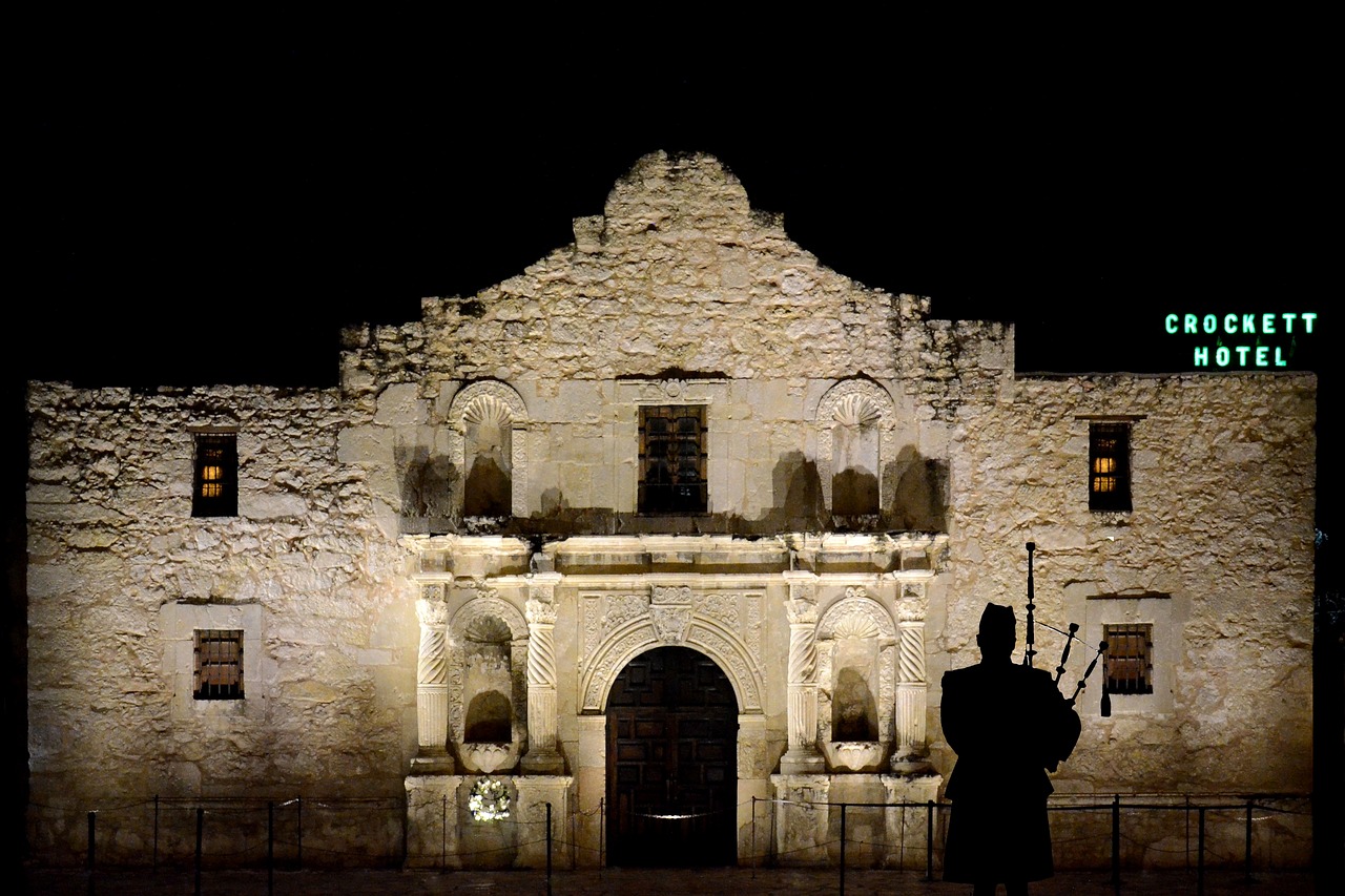 alamo-2117824_1280.jpg