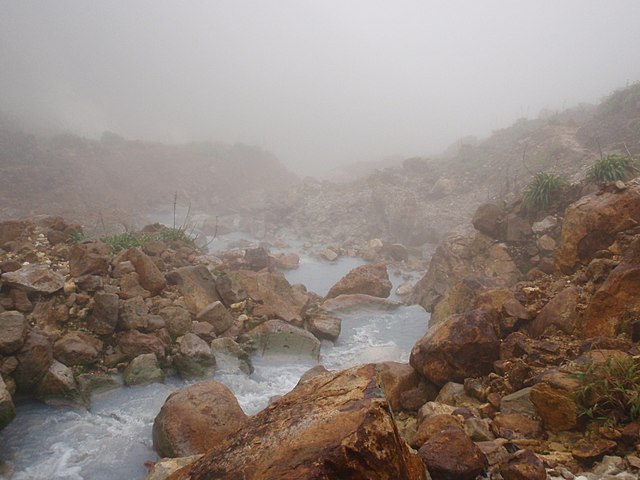 640Px-River, Boiling Lake Trail, Dominica 2