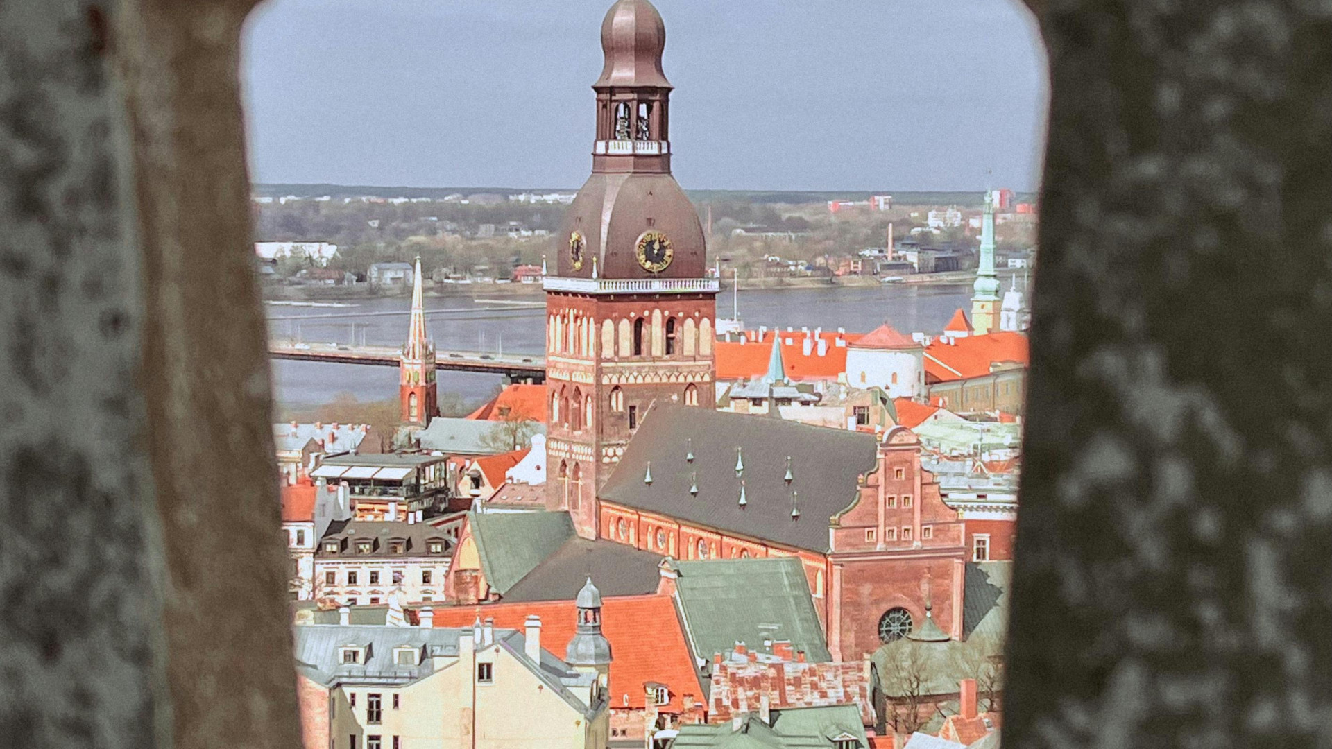 Pexels-Aleksandra-Zadiraka-341983862-14136792