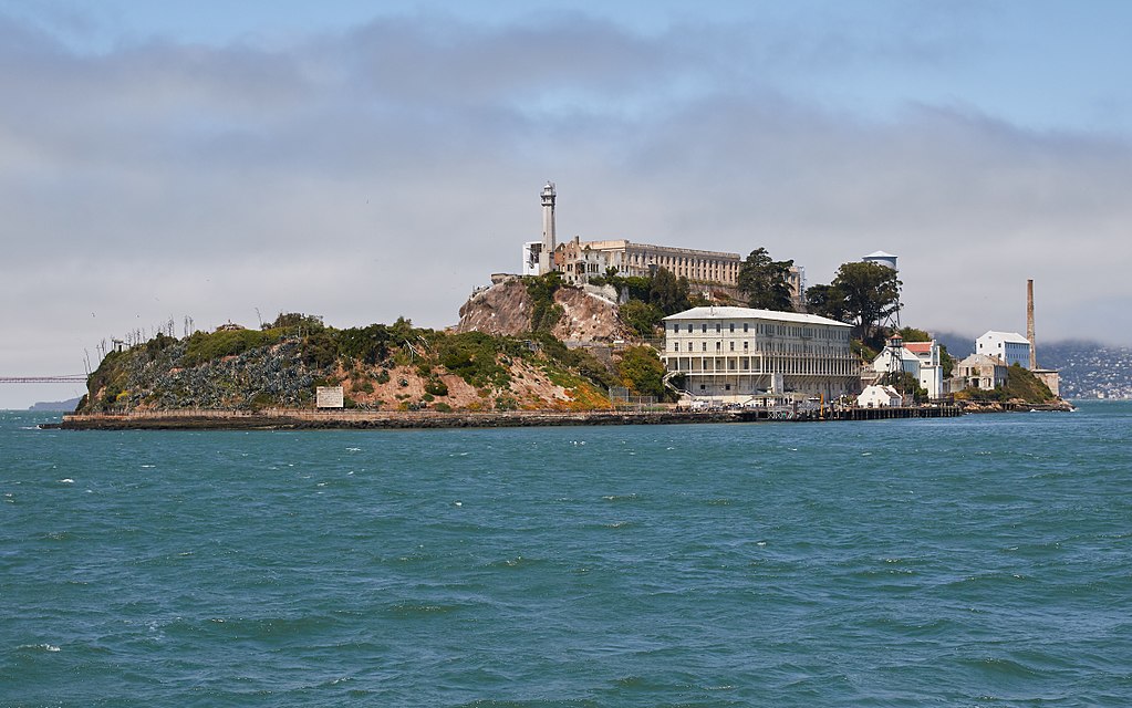 1024Px-Alcatraz Island As Seen From The East