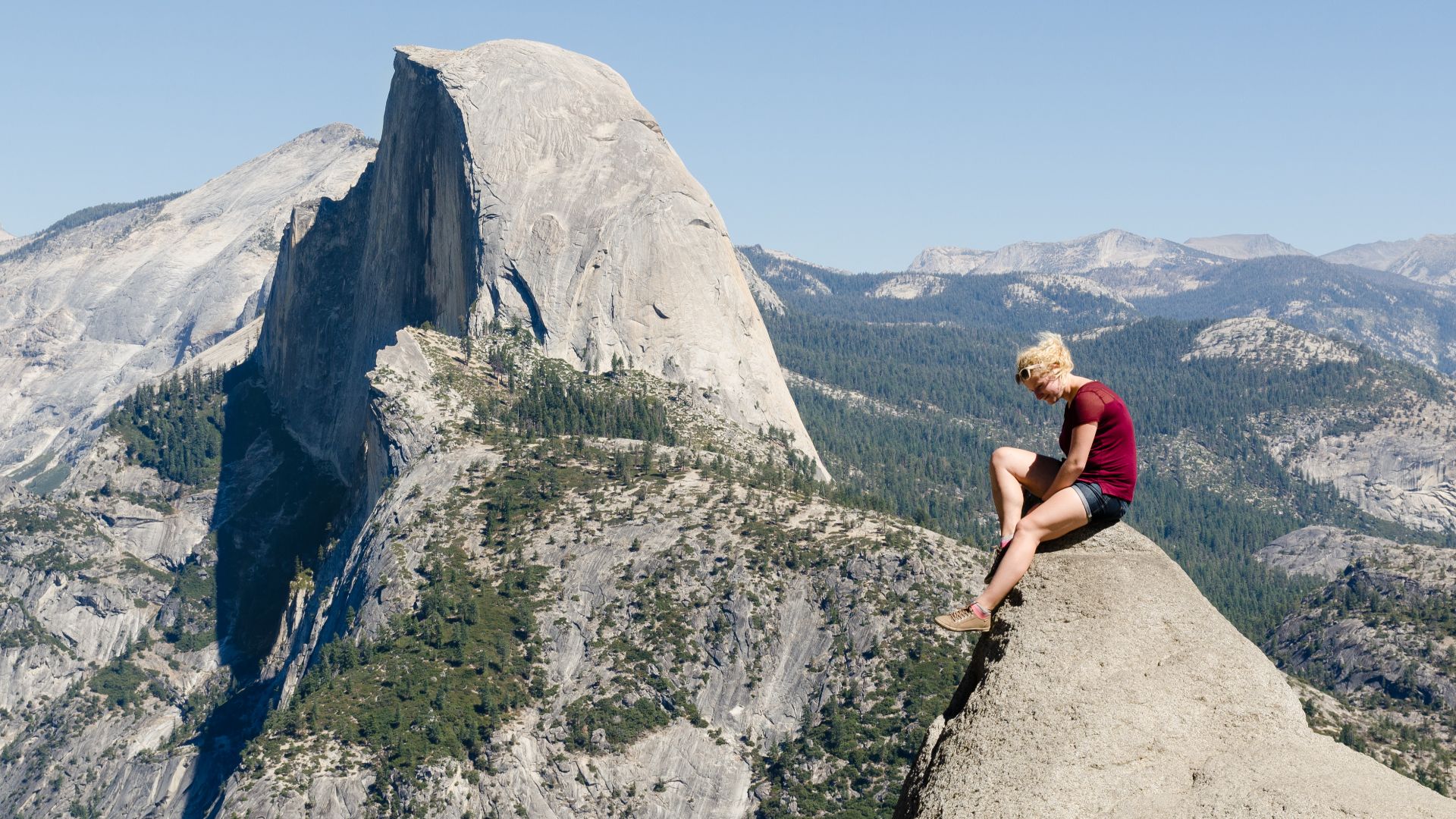 File:Girl Posing at Glacier Point Yosemite 2013.jpg