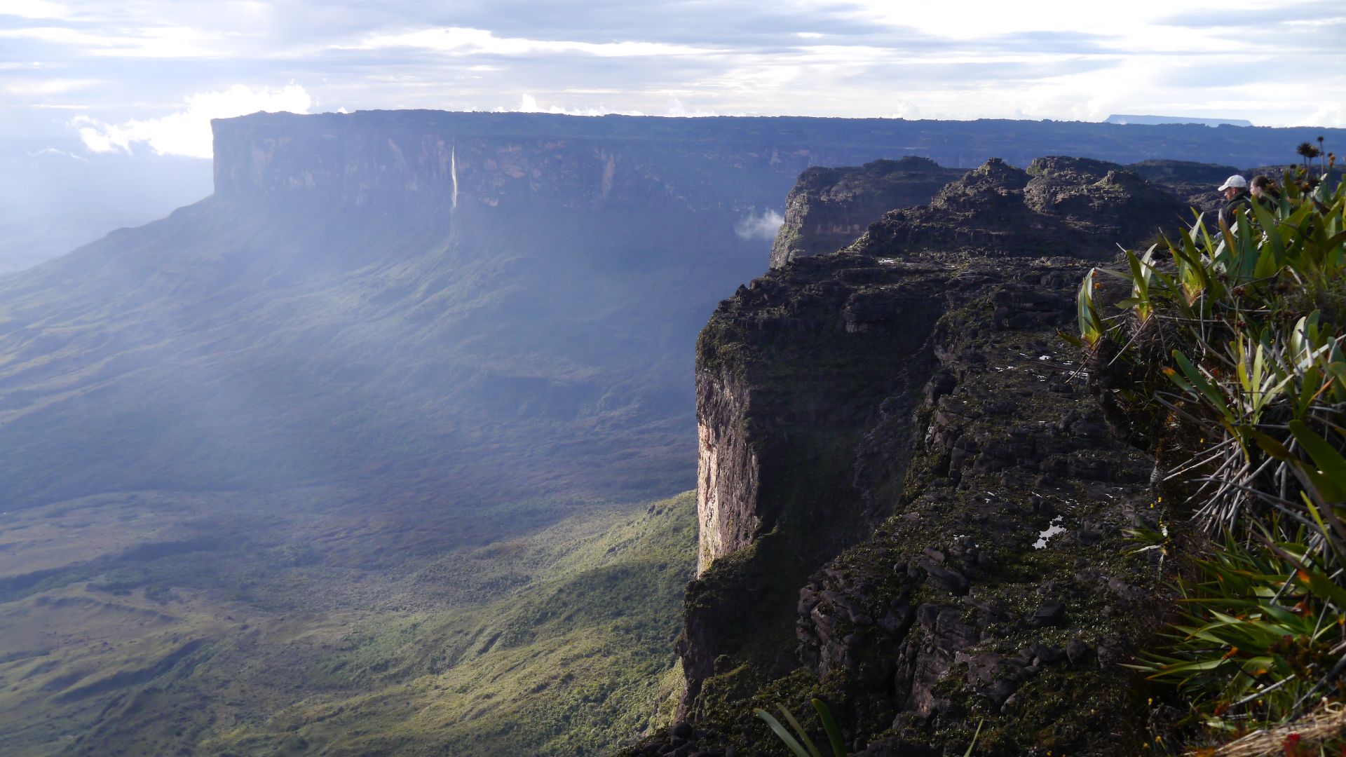 File:Mount Roraima, Venezuela (12371474504).jpg