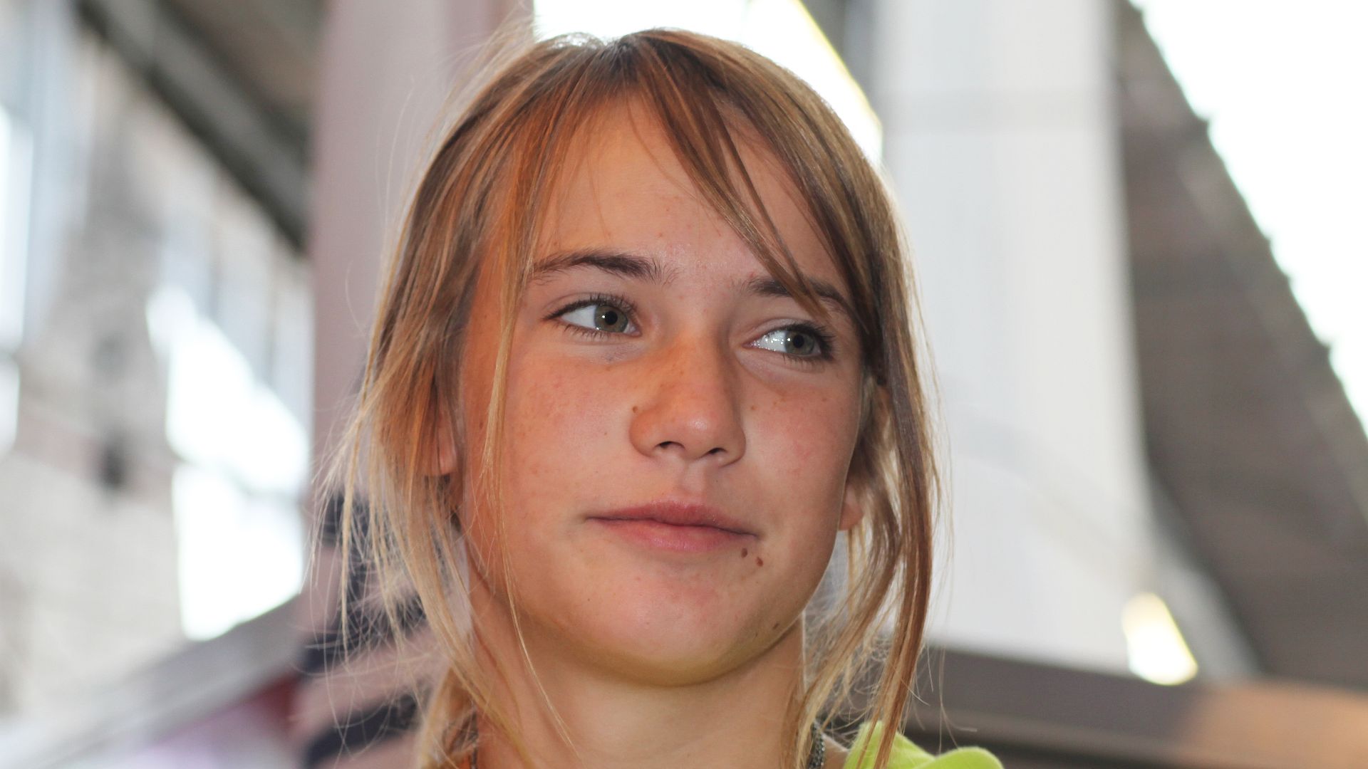 File:Laura Dekker (cropped).jpg