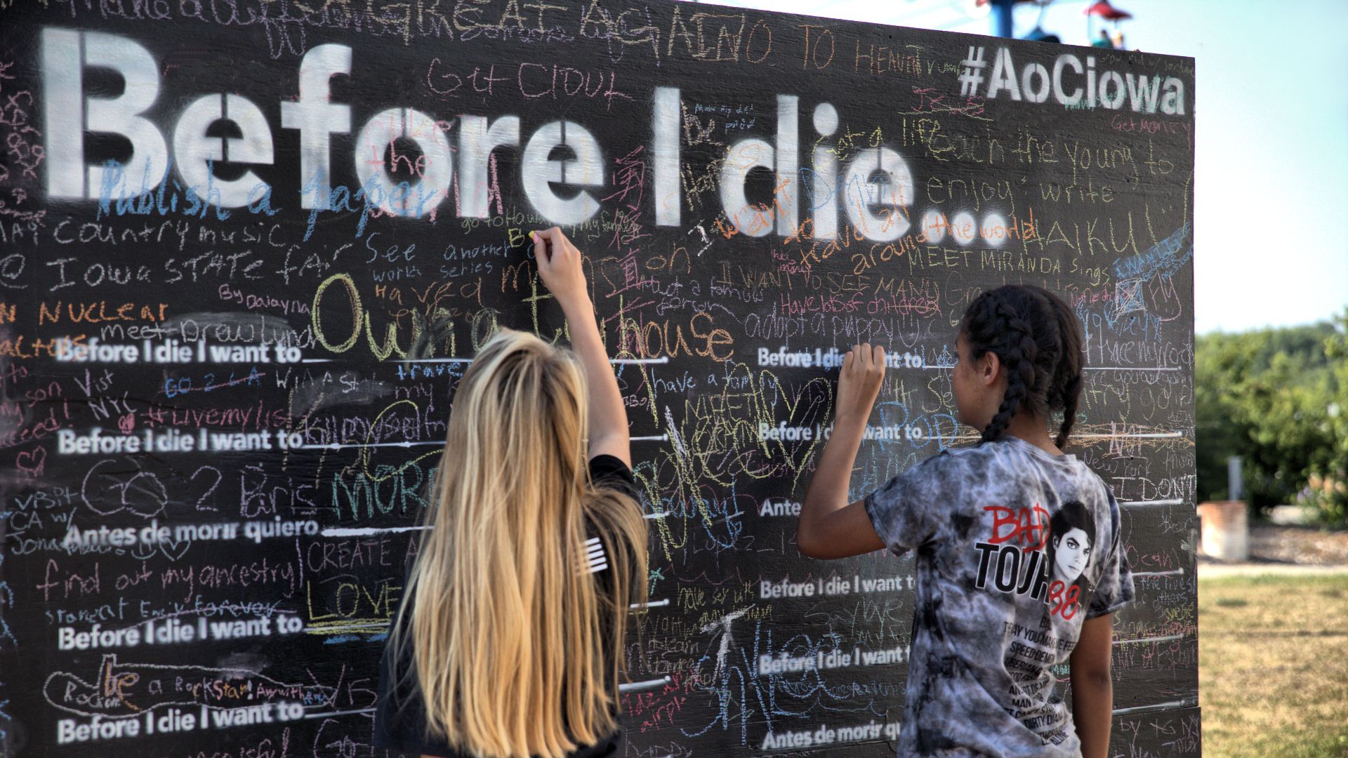 File:A Collective Bucket List (36679748115).jpg