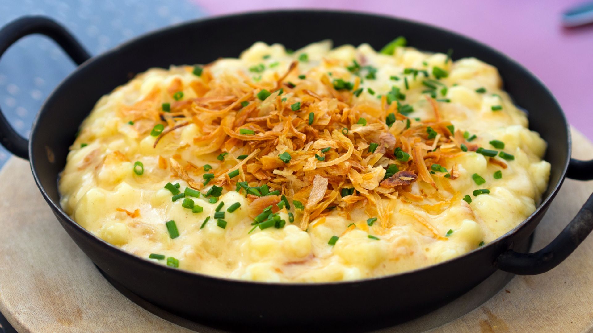 File:2015 0718 Käsespätzle Sölden.jpg