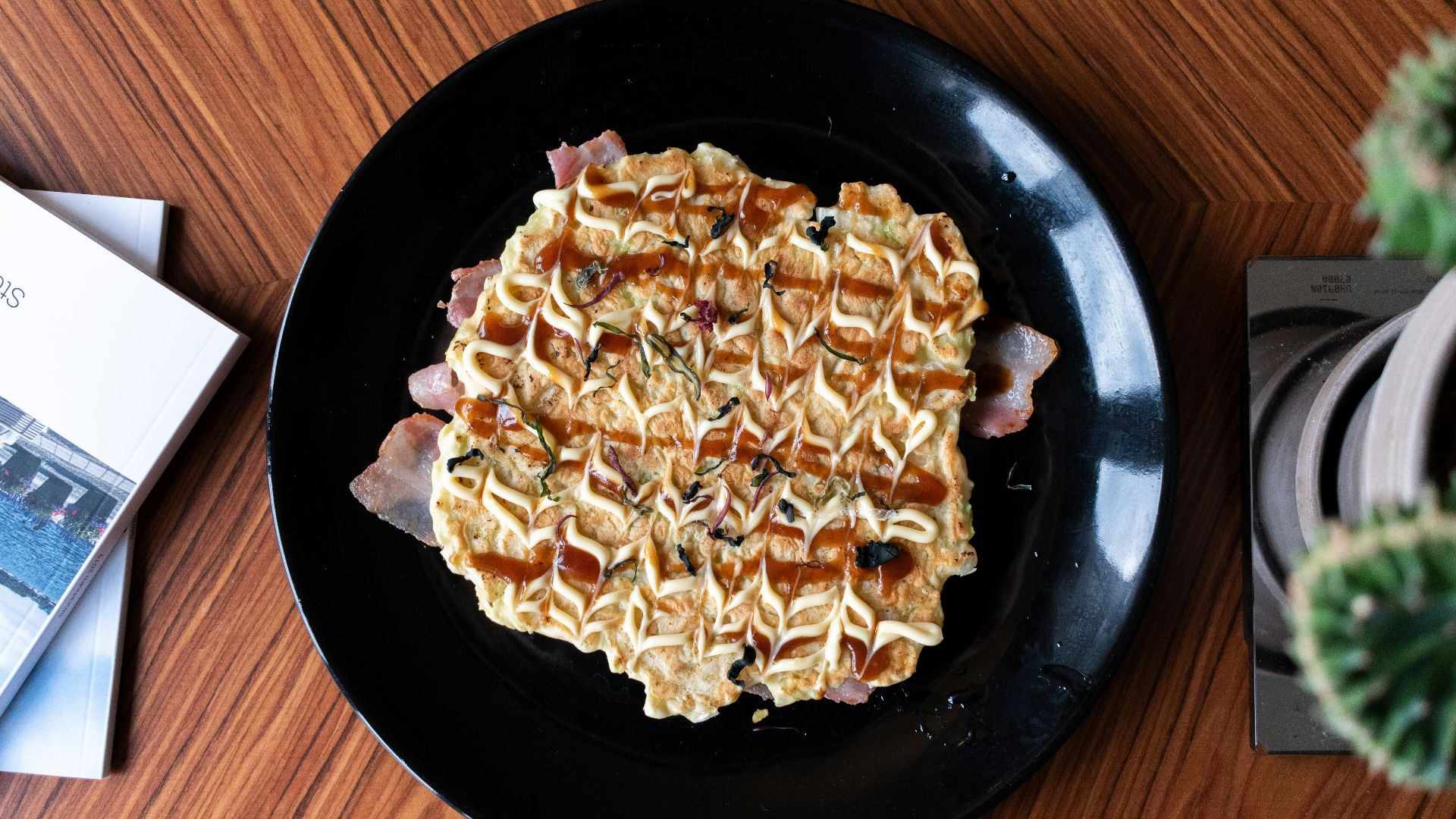 pasta on black ceramic plate