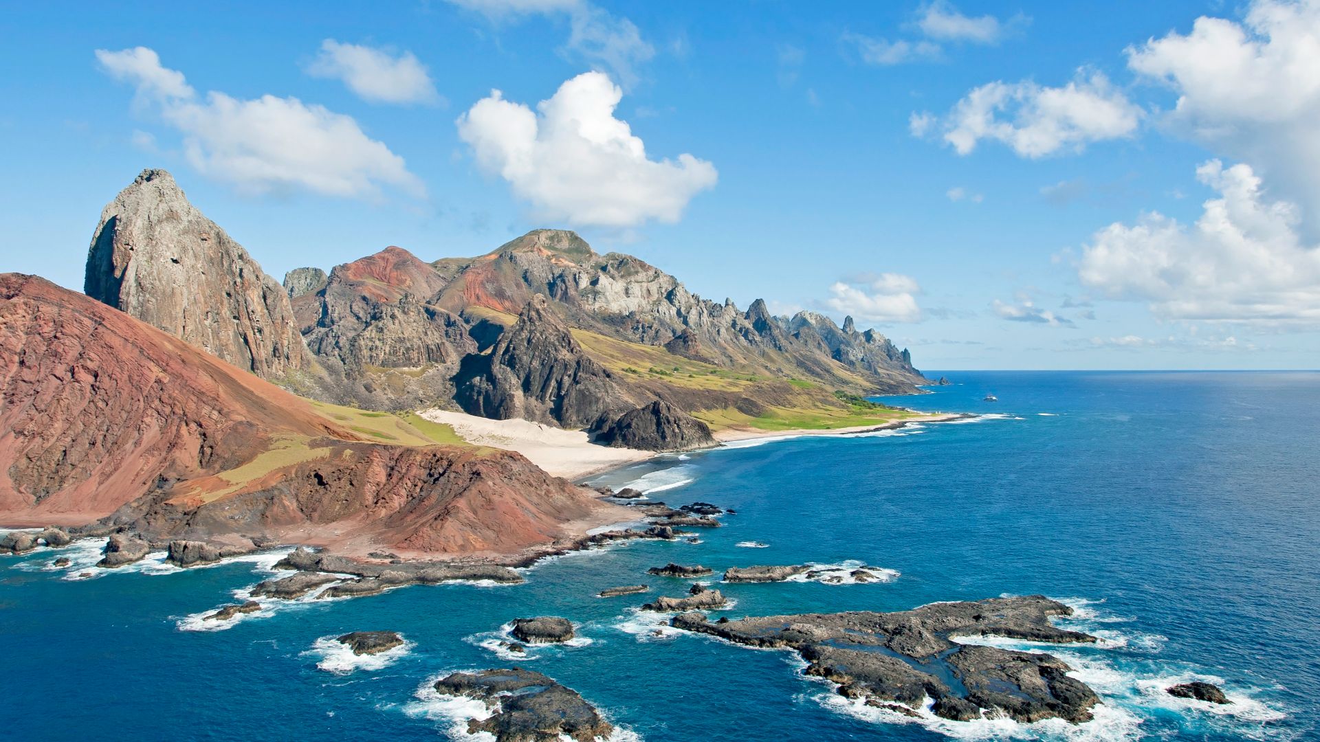 File:Simone Marinho - Trindade - 2010 05 08 edited.jpg