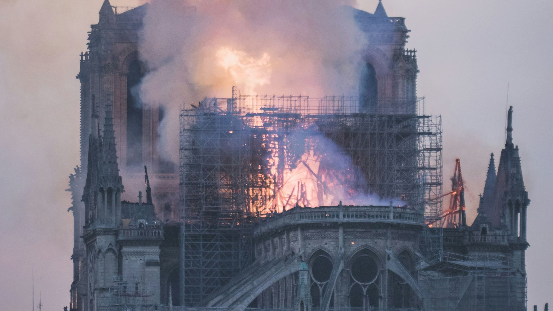 Notre-Dame church during daytime