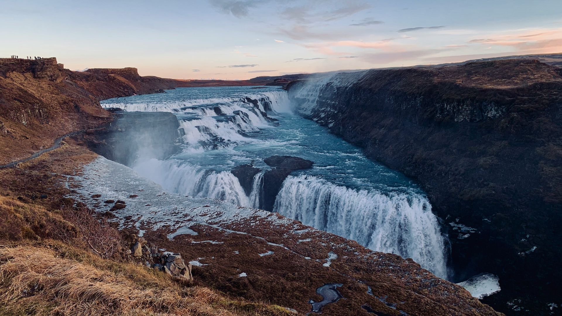 waterfalls during daytime