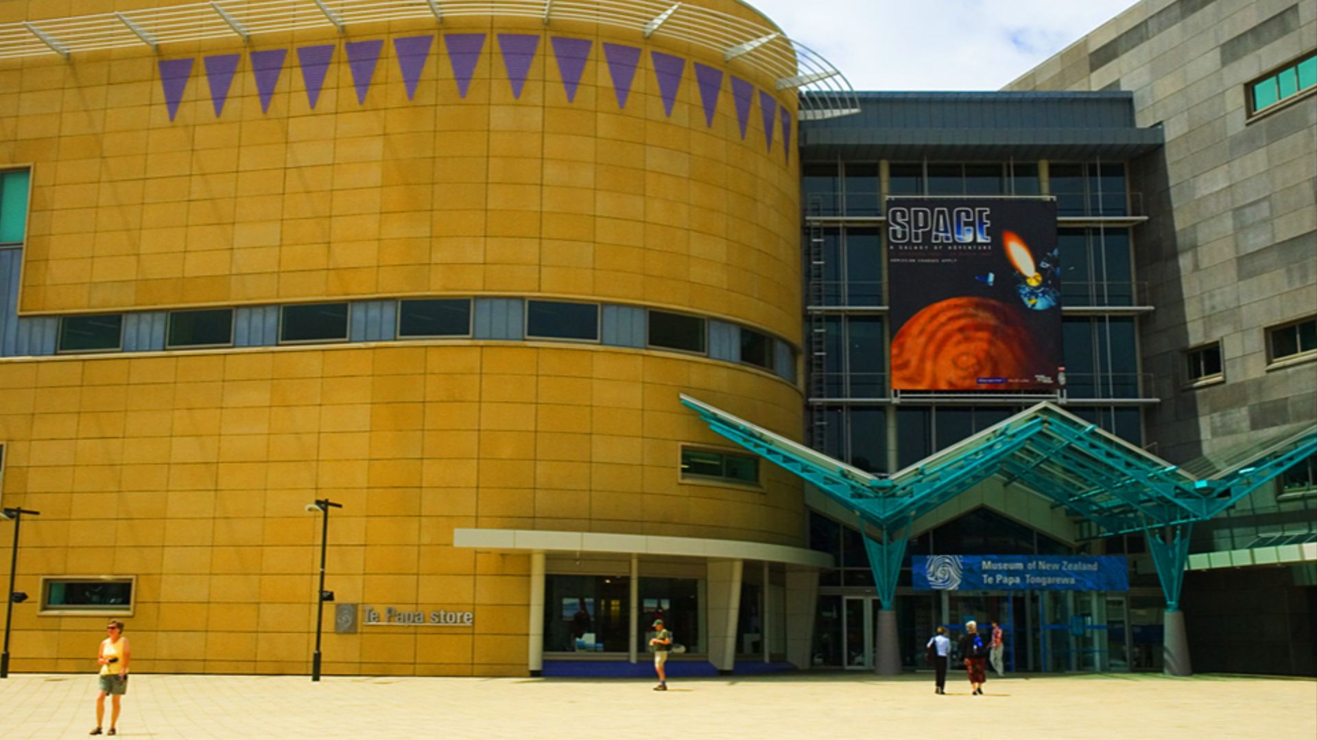 File:Wellington Te Papa n.jpg