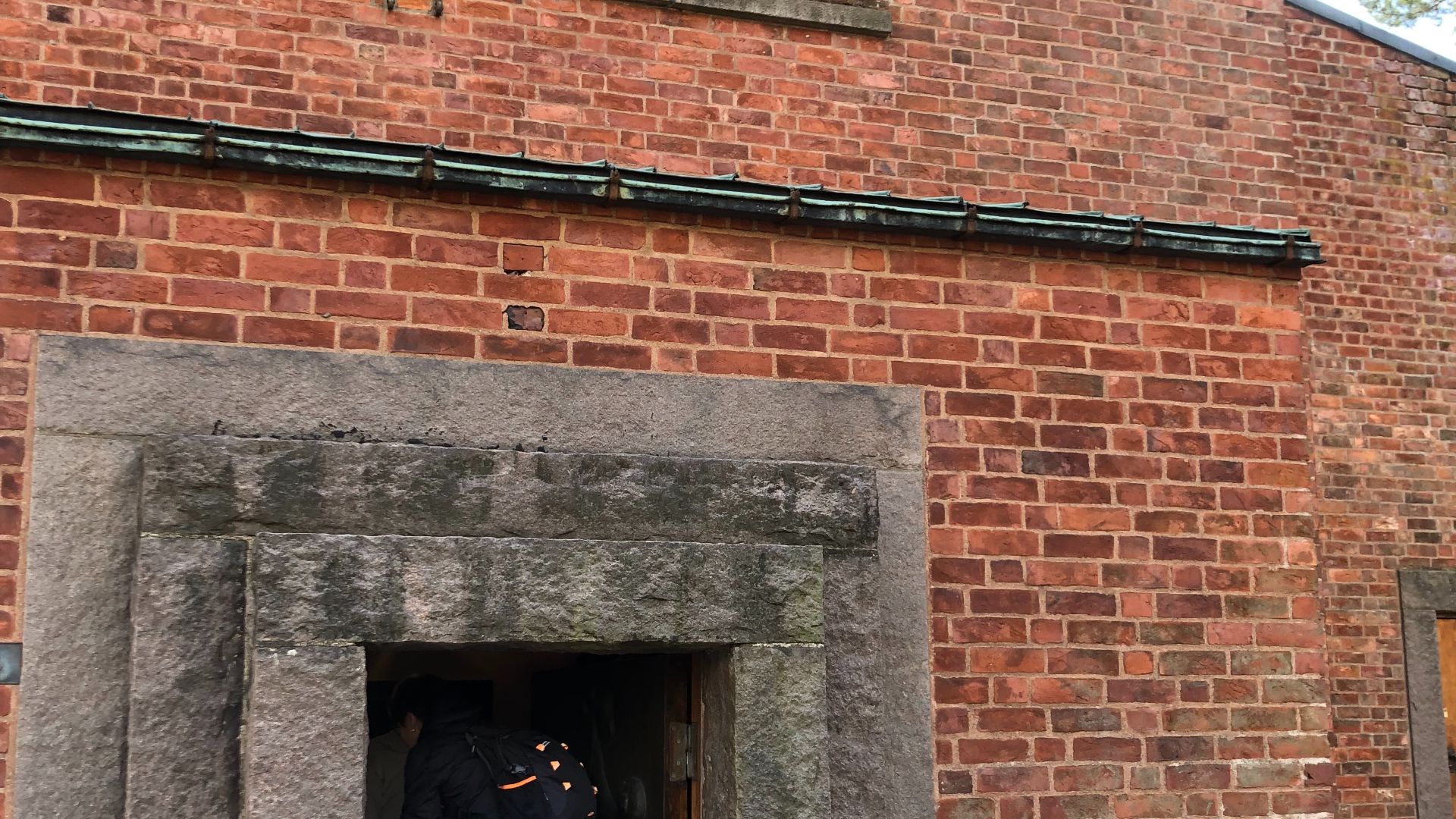 File:Emanuel Vigelands Museum inngang.jpg