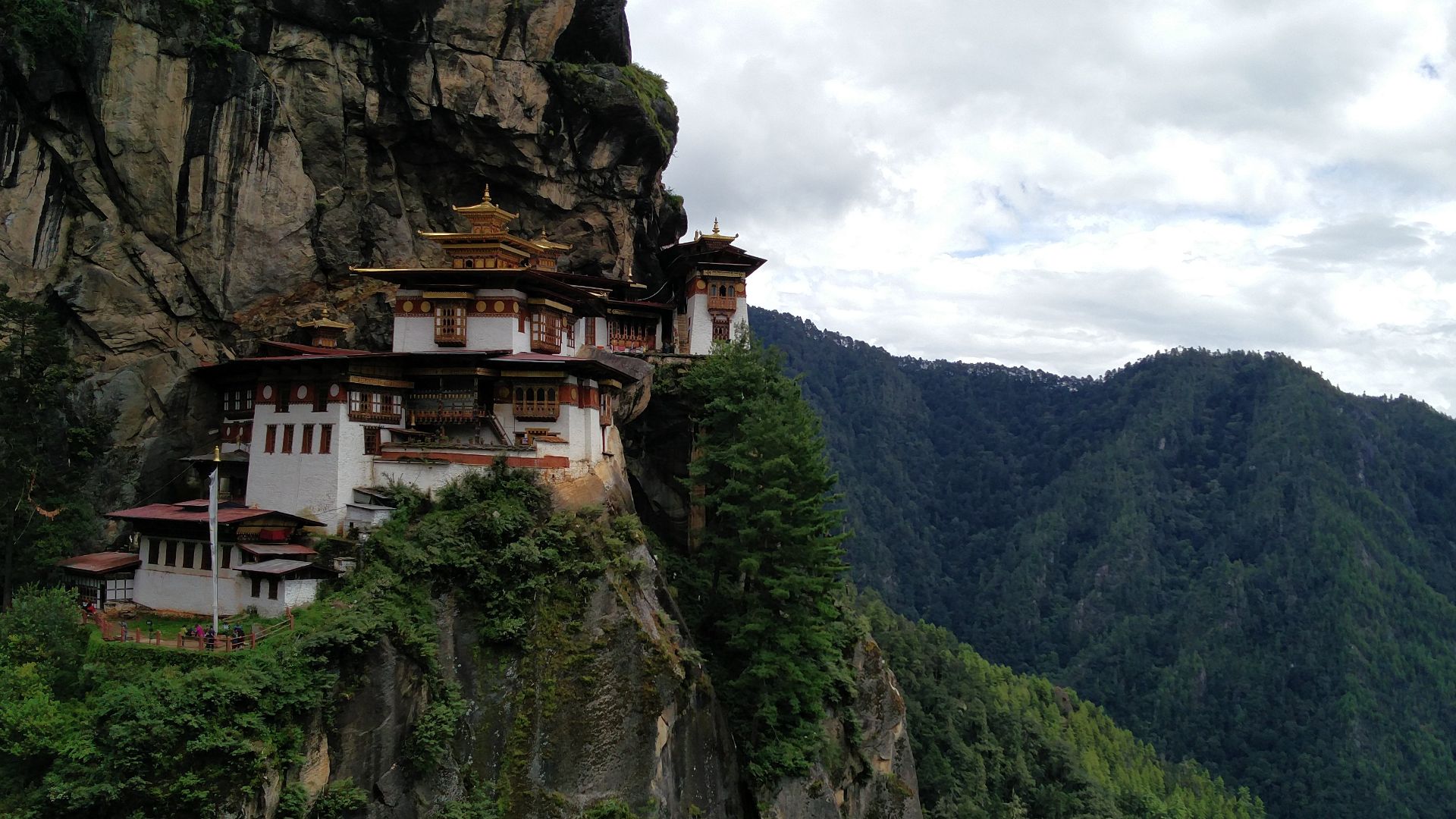 File:The Tiger's Nest 1.jpg