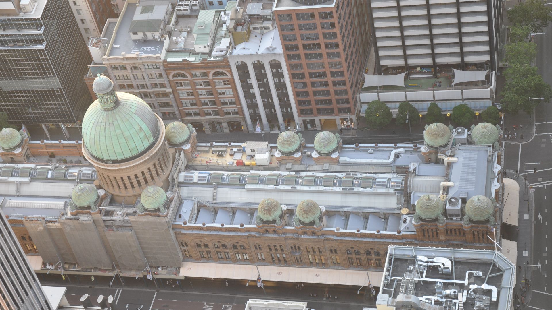 File:Different buildings seen from the Sydney Tower (16016052153).jpg