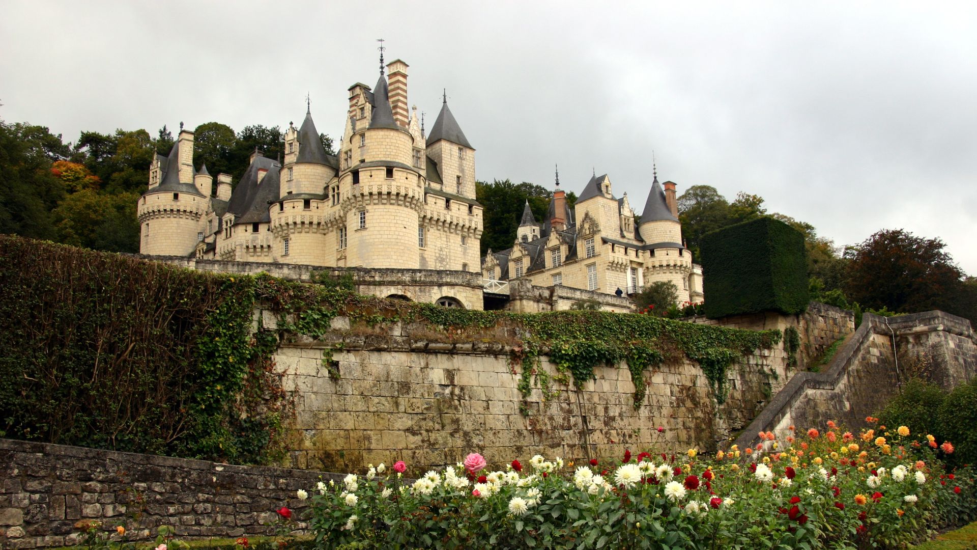 File:Château d'Ussé-110-2008-gje.jpg