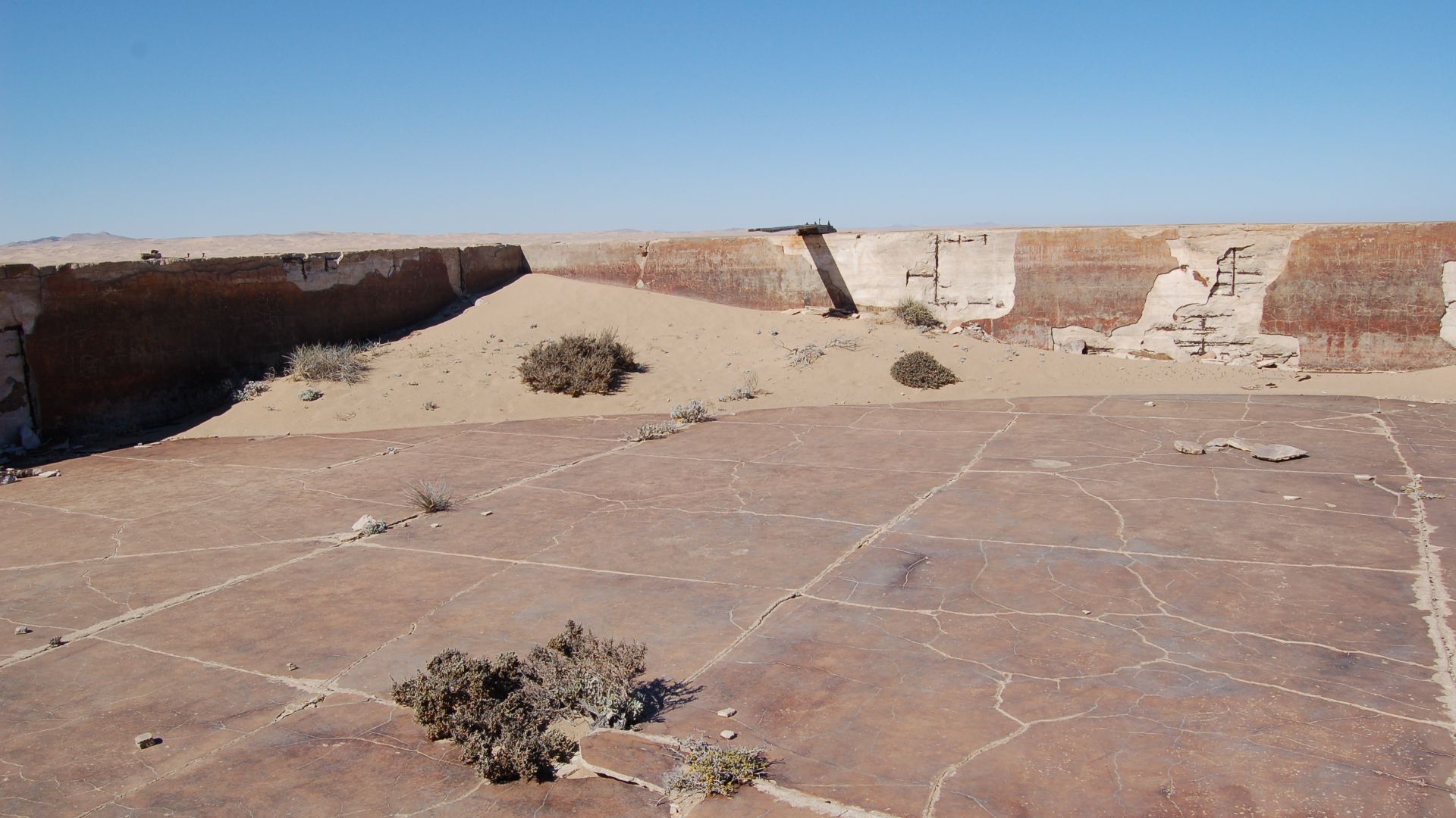 File:Kolmanskop, Namibia (3147320161).jpg