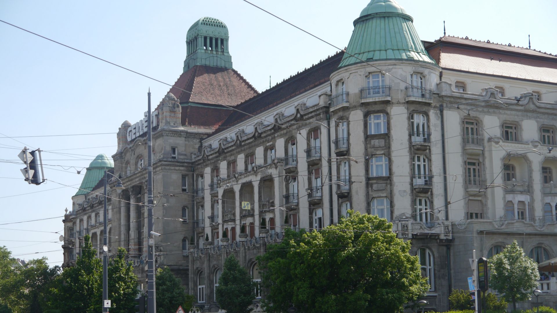 File:Budapest Gellértbad 1.JPG