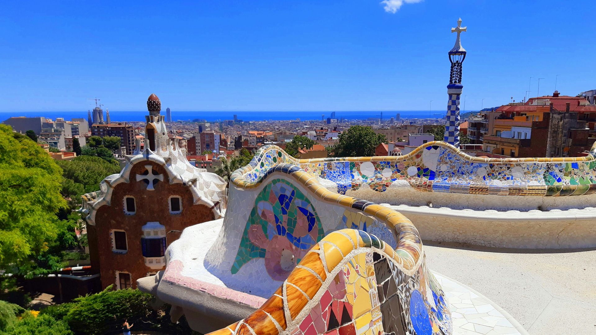 orange and blue inflatable ring