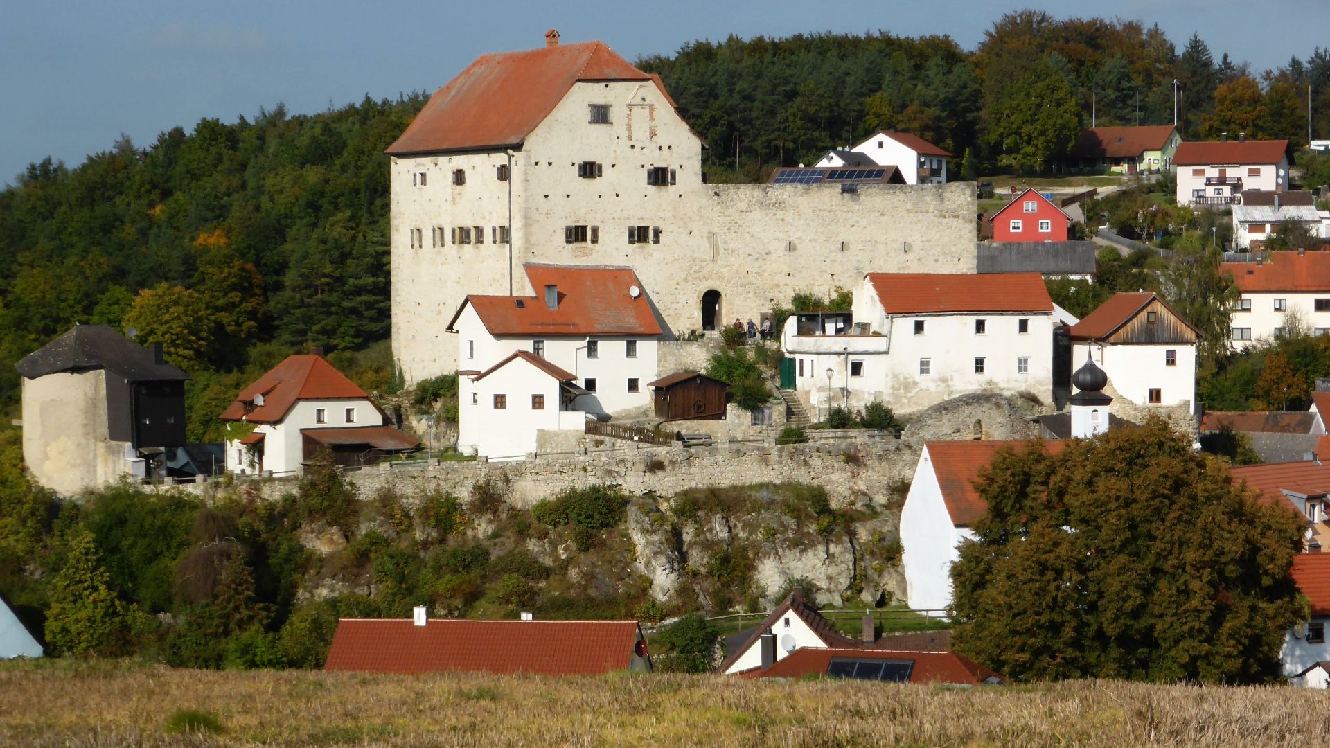 File:Wolfsegg (Burg Wolfsegg-1).jpg