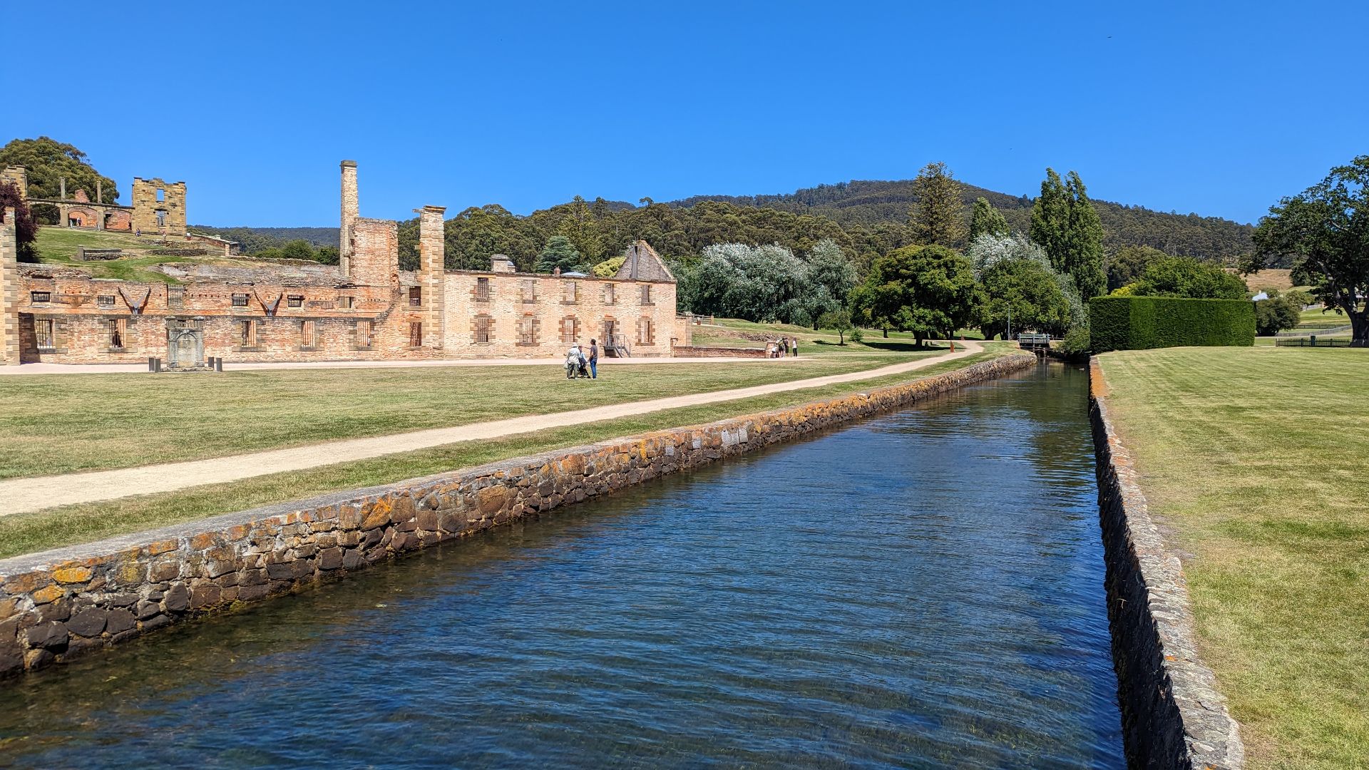File:Radcliffe Creek at Port Arthur.jpg