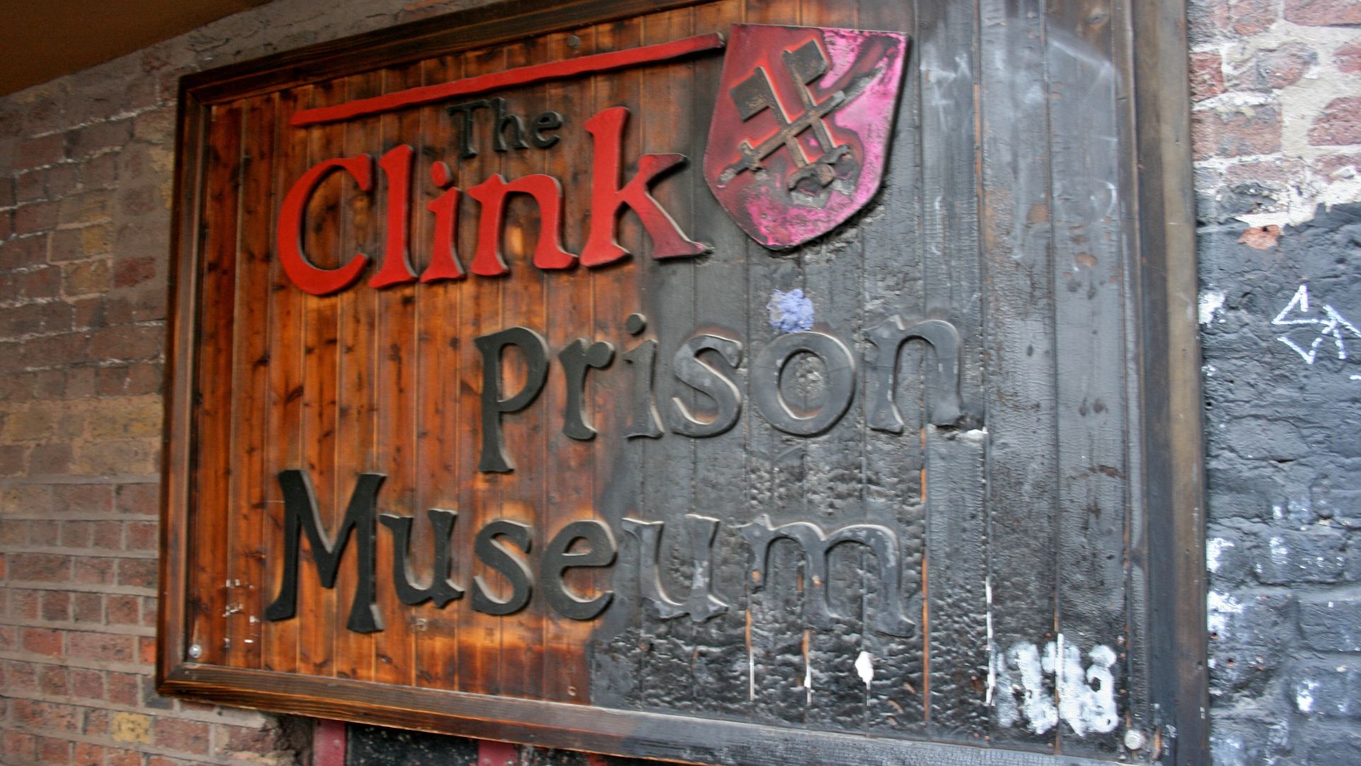 File:The Clink prison museum sign.jpg