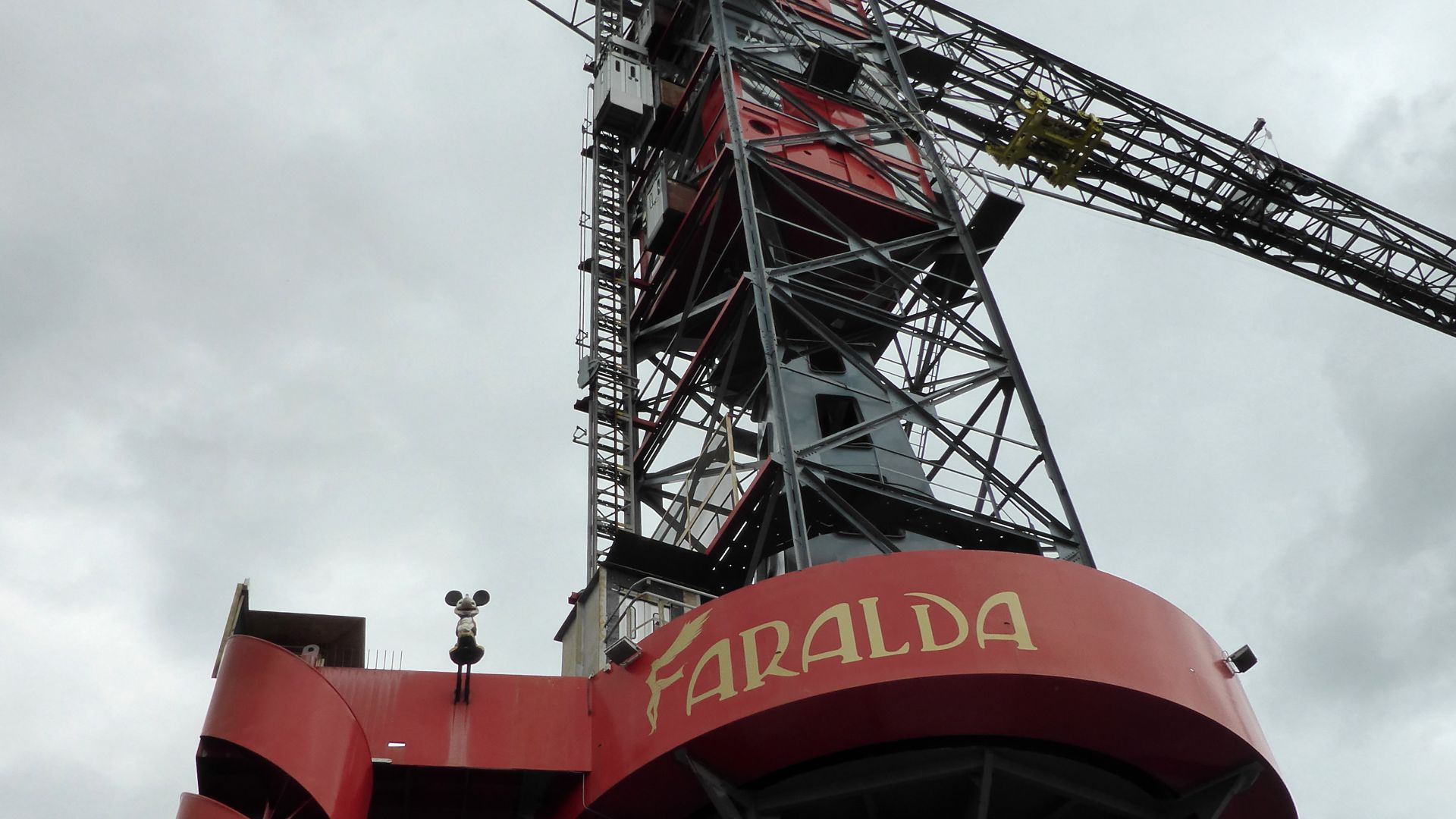 File:Crane Hotel Faralda, Amsterdam (02).jpg