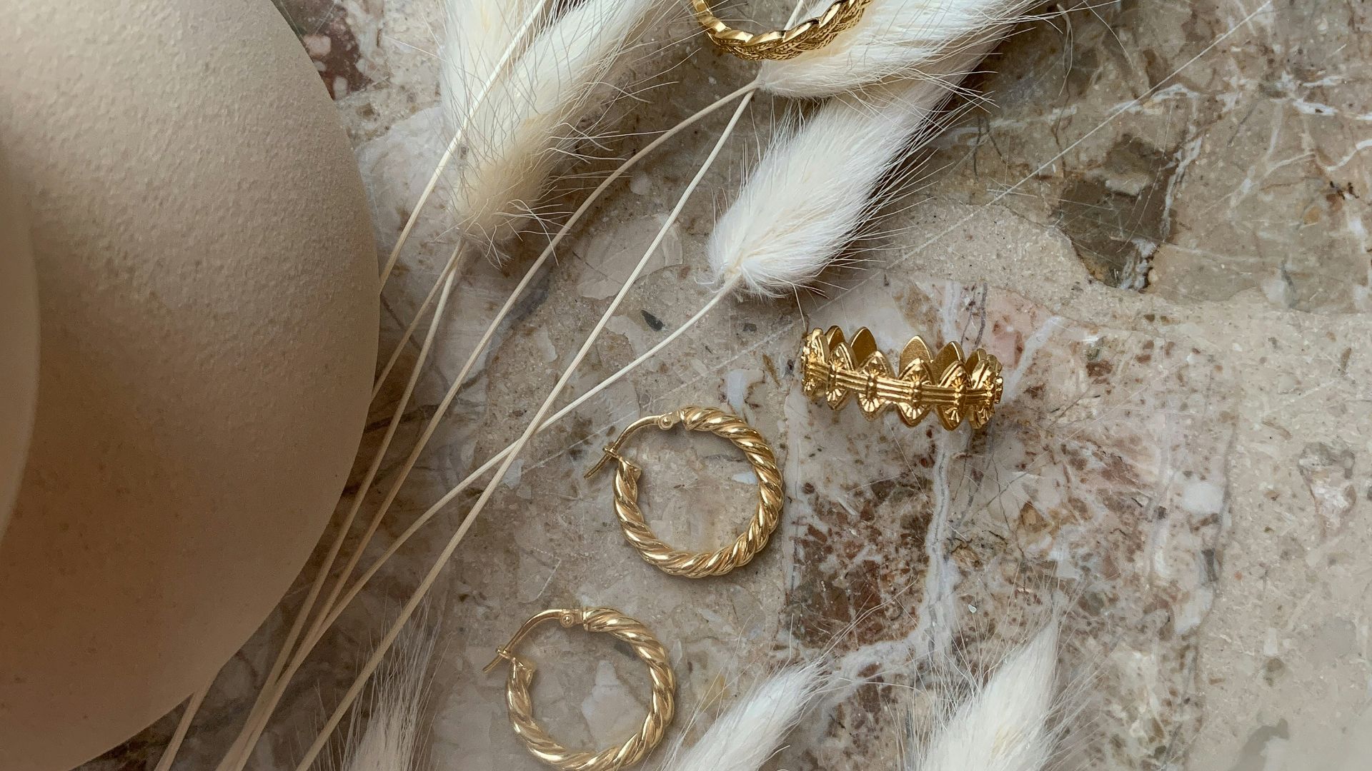 gold and silver heart pendant necklace