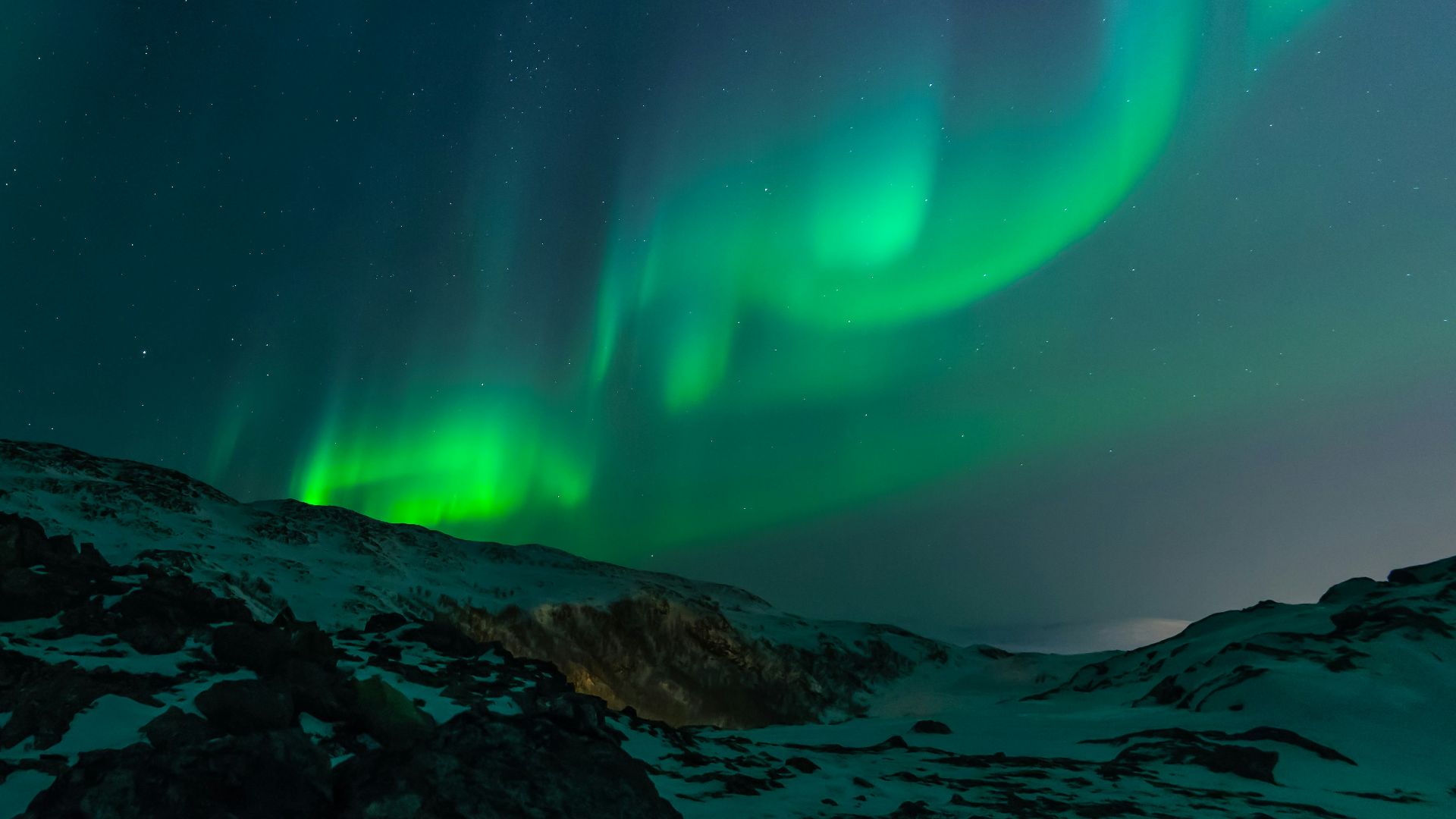 Northern lights during night time