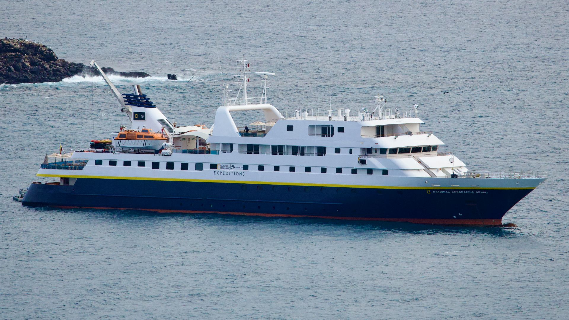 File:NG Gemini July 2025 in Galápagos.jpg