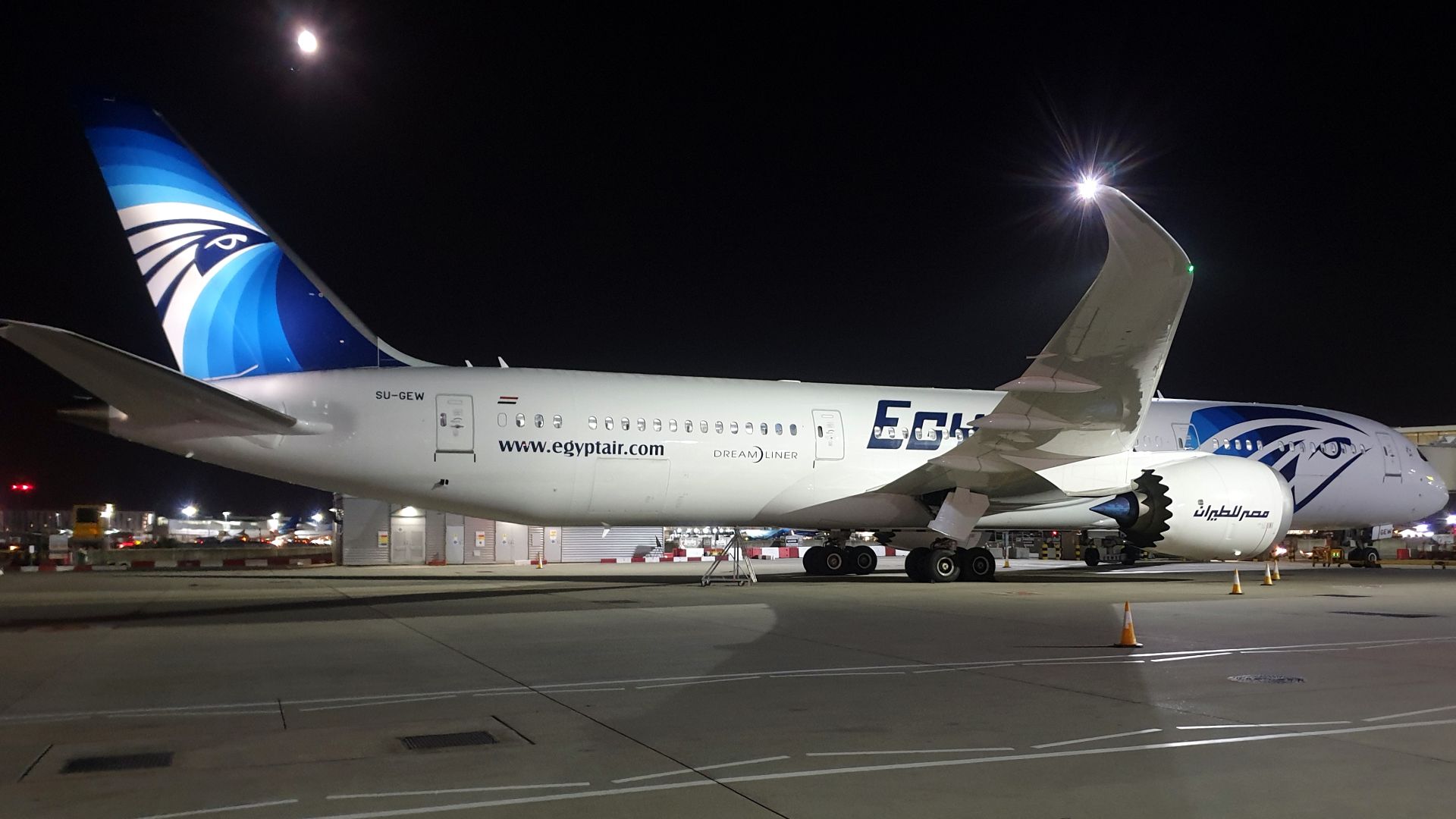 File:SU-GEW 08062019LHR (48940694778).jpg