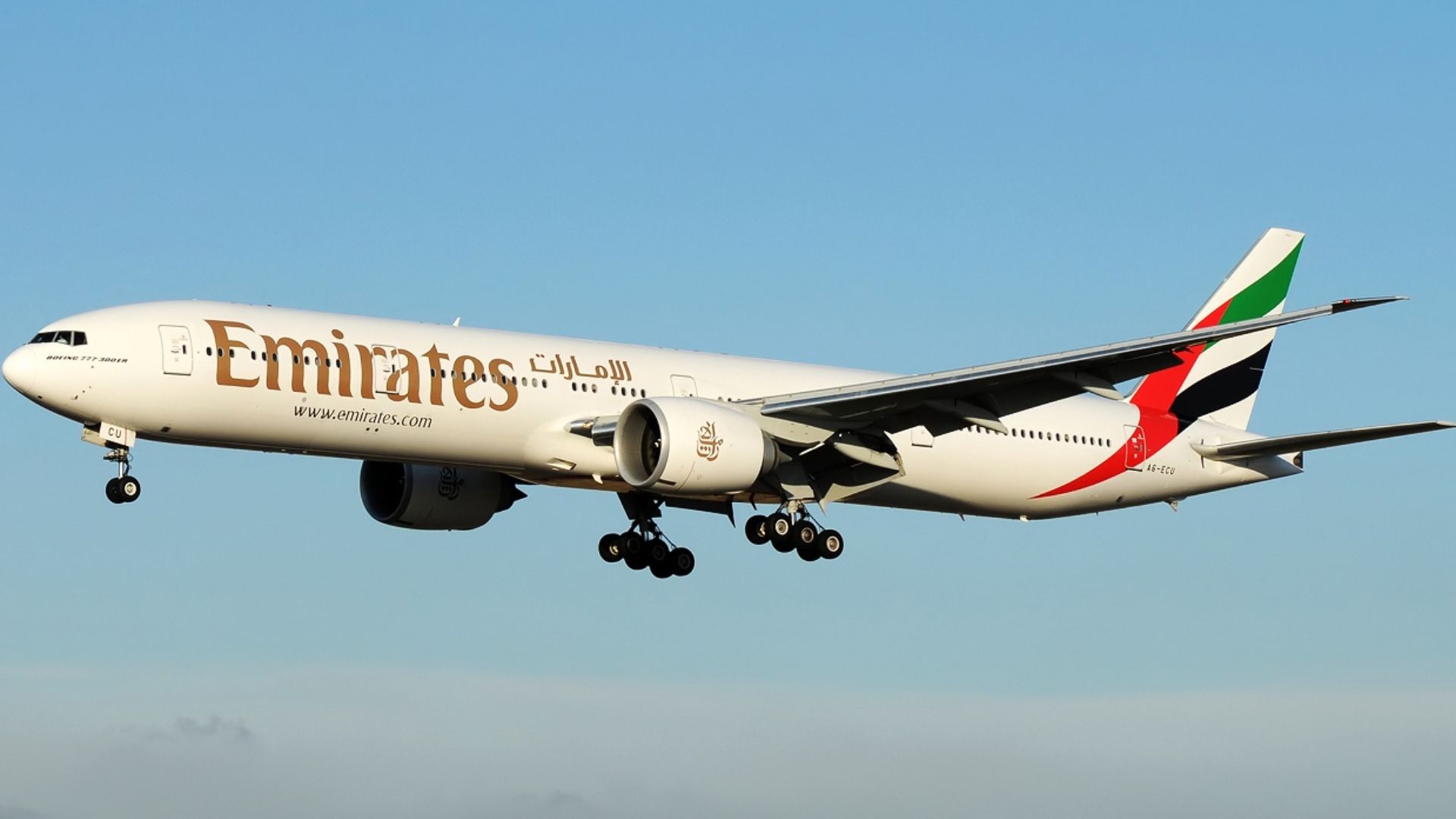 File:Emirates B777-300ER (A6-ECU) @ FCO, July 2011.jpg