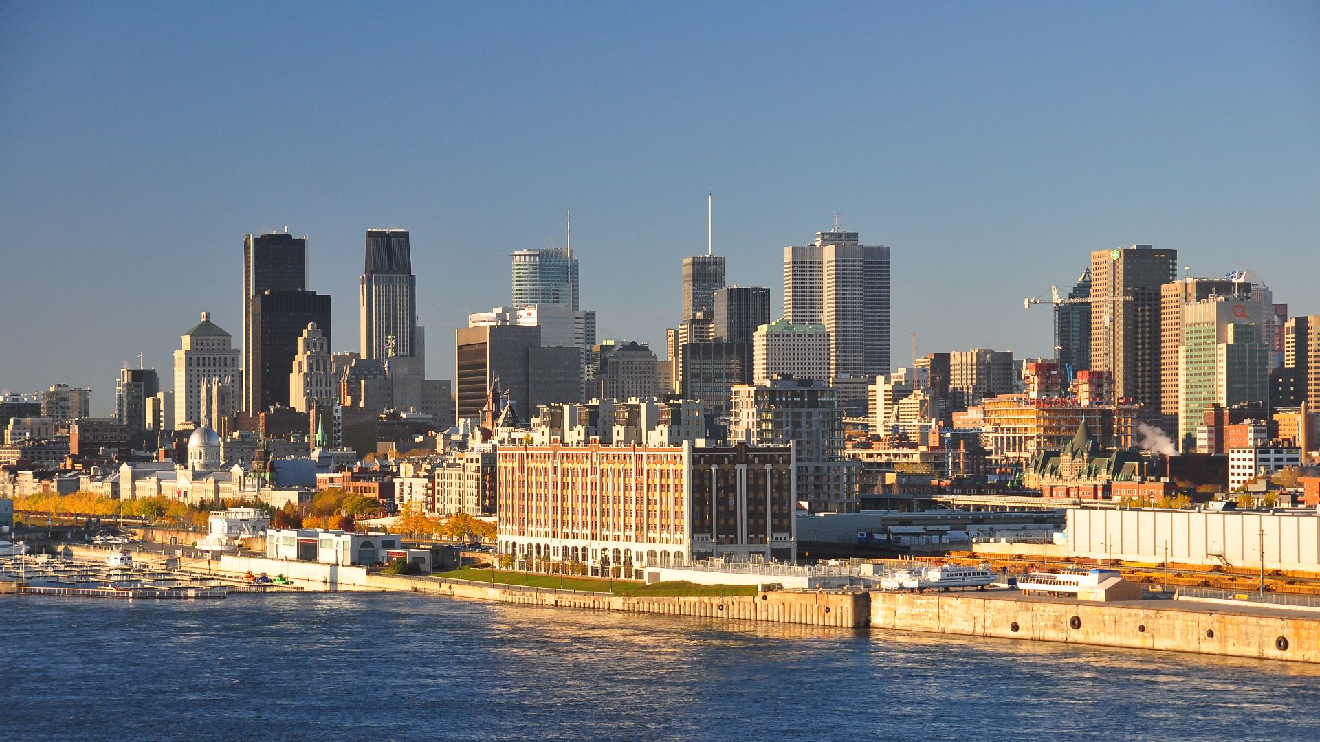 File:Montreal skyline 2011.jpg