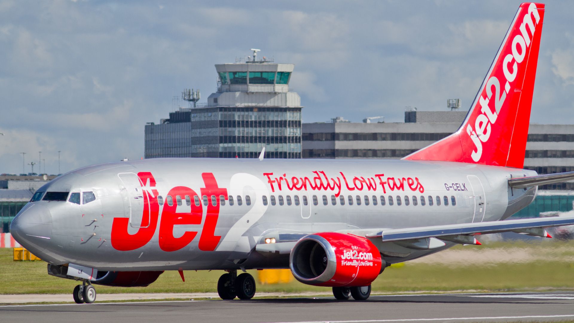 File:Jet2, Boeing 737-330, G-CELK (18571121736).jpg